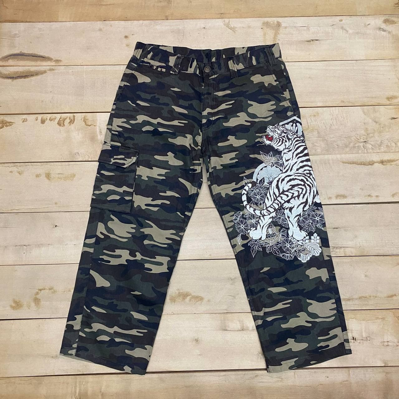 Japanese Brand X328 THE JAPANESE TRADITION TIGER SUKARJAN CARGO PANTS Size US 35 - 1 Thumbnail