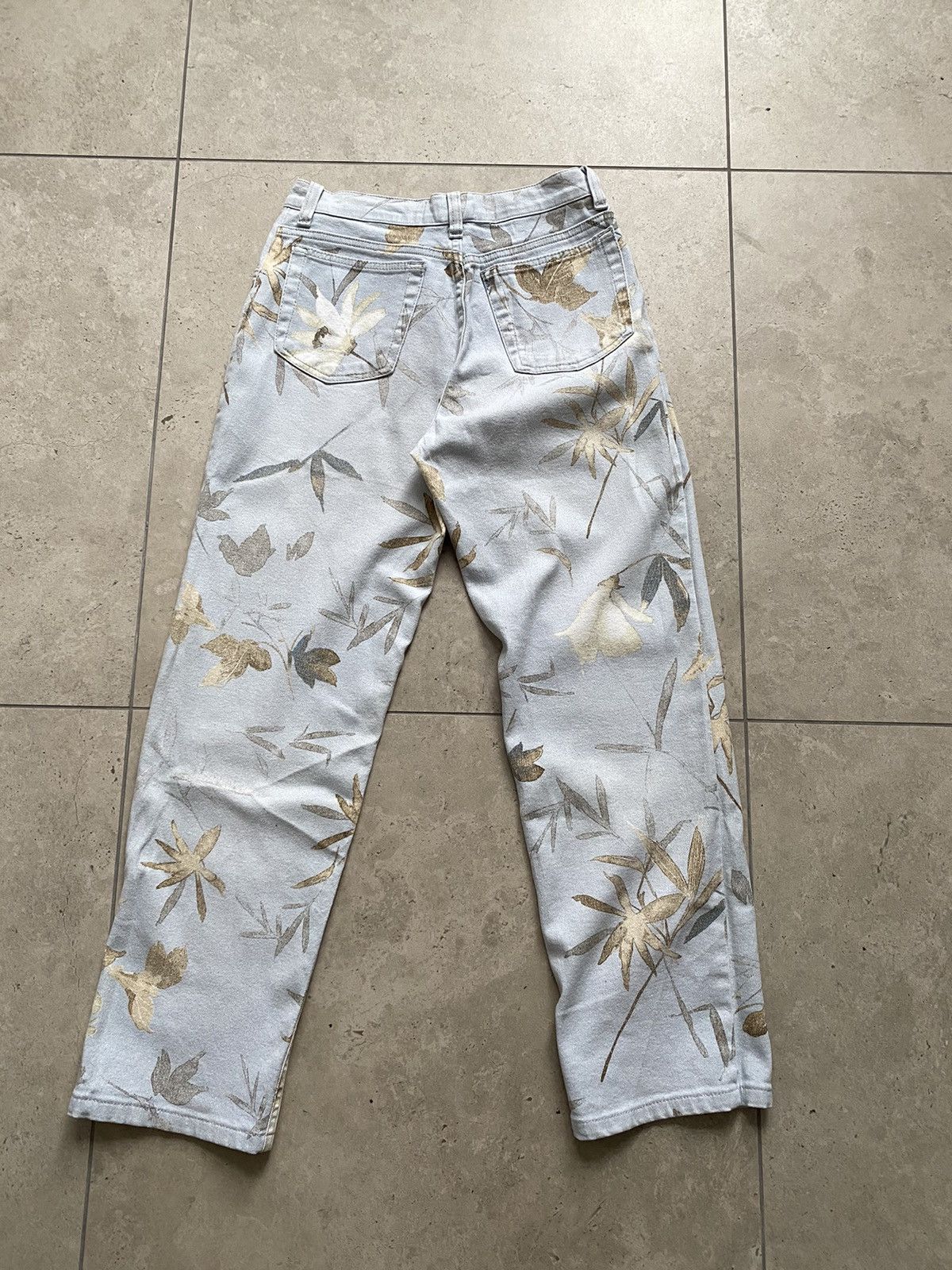 Roberto Cavalli Vintage Roberto Cavalli floral print jeans Size 27" / US 4 / IT 40 - 10 Thumbnail