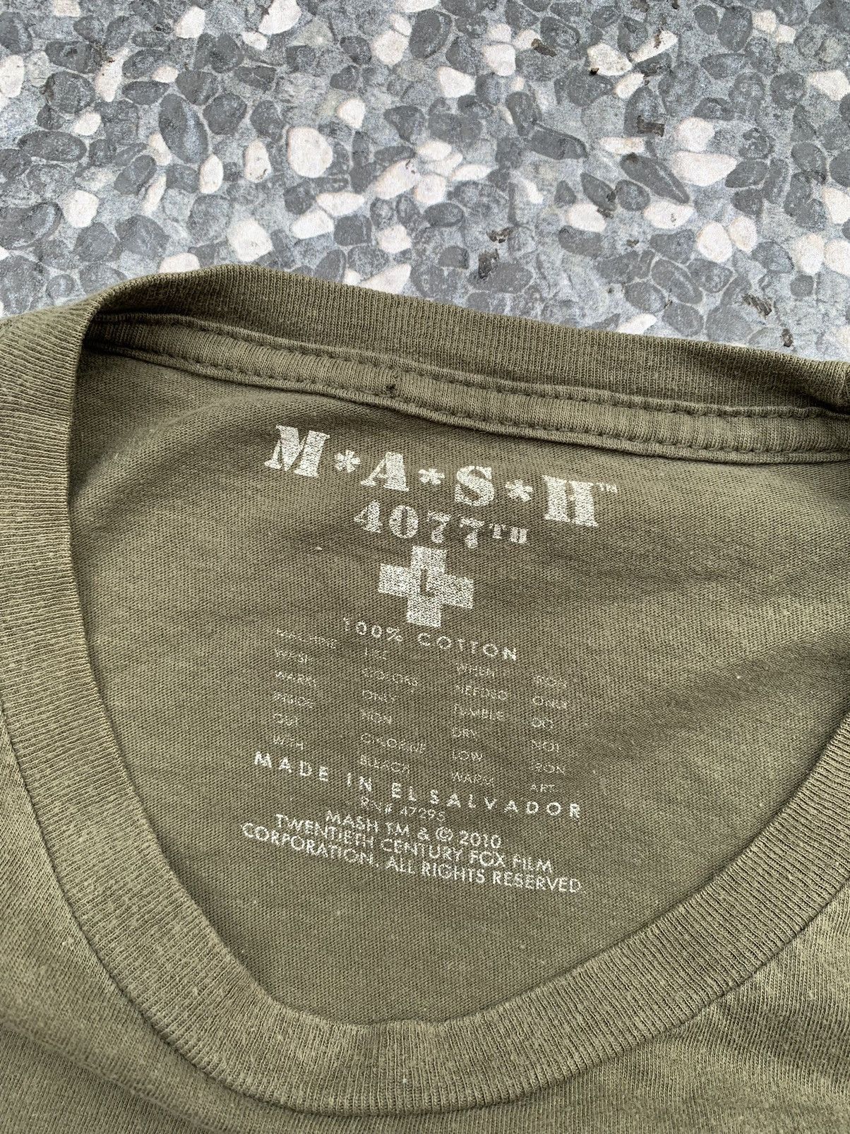 Vintage Vintage © 2010 Mash T- Shirt Size US XL / EU 56 / 4 - 3 Thumbnail