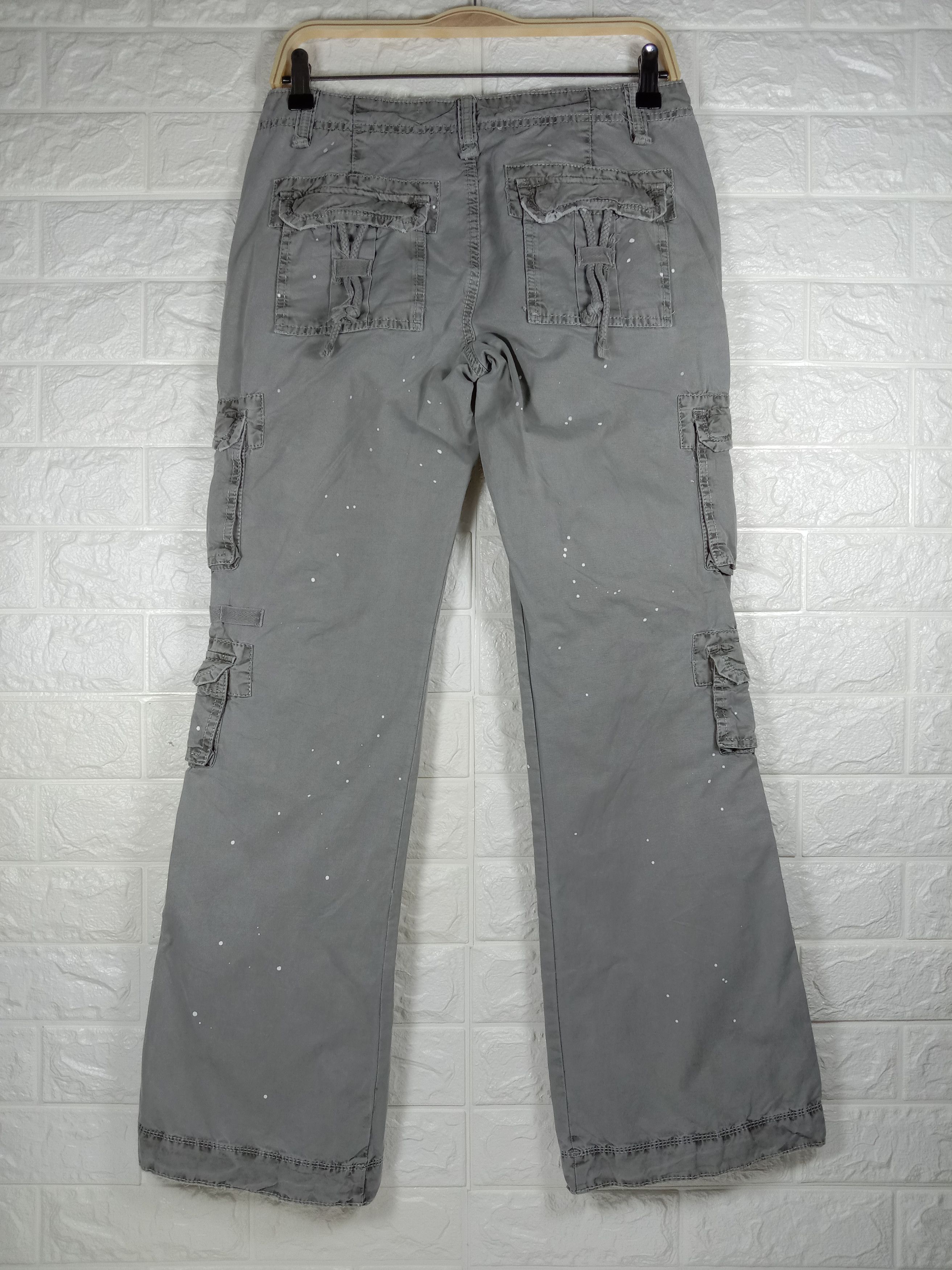 Old Navy Vintage Old Navy Paint Splatter Cargo Flare Pants Size 30" / US 8 / IT 44 - 5 Thumbnail
