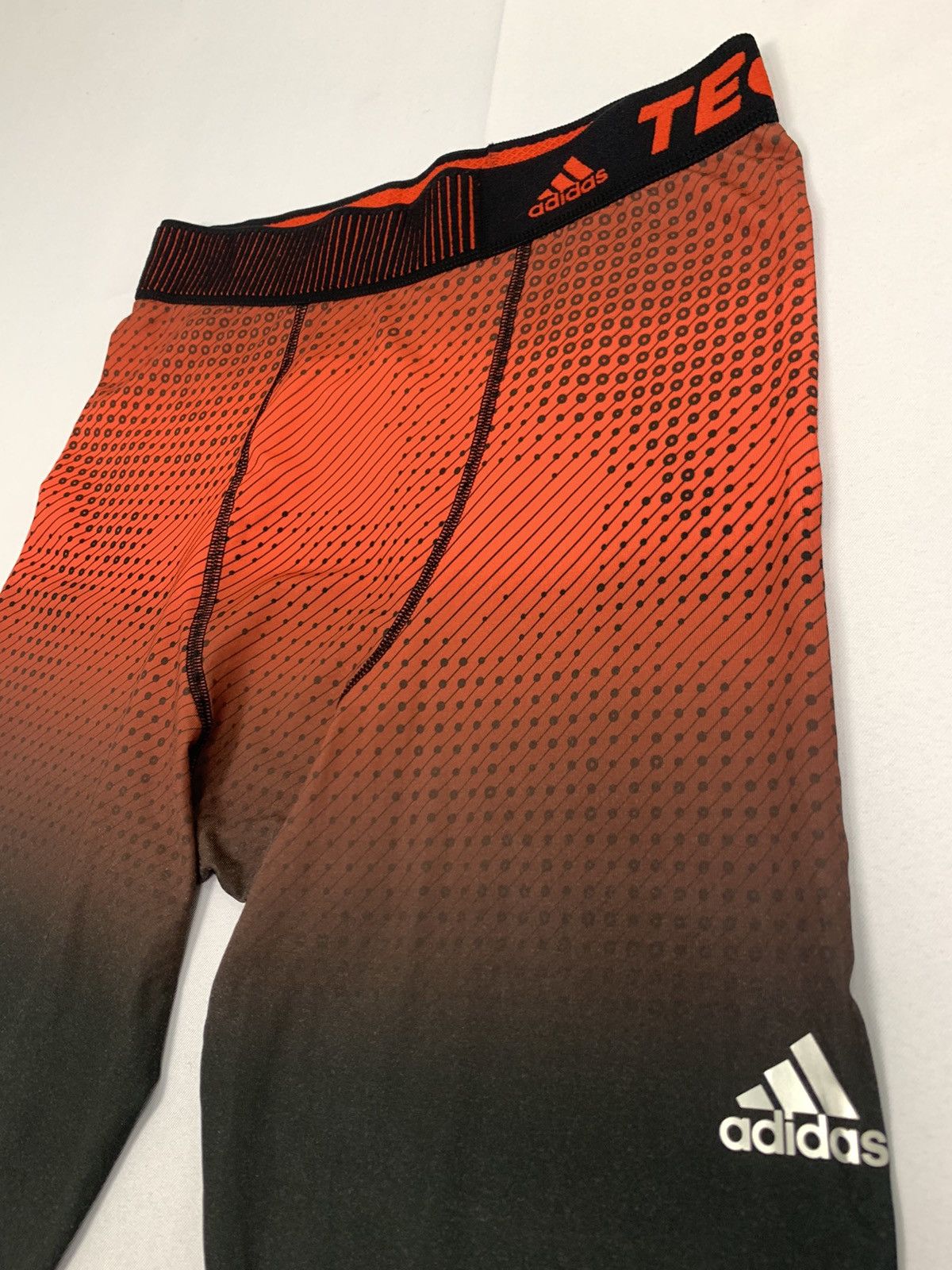 Adidas × Sports Specialties ADIDAS Techfit Two Tone Slimfit Training Thigh Legging Pant Size 29" - 7 Thumbnail