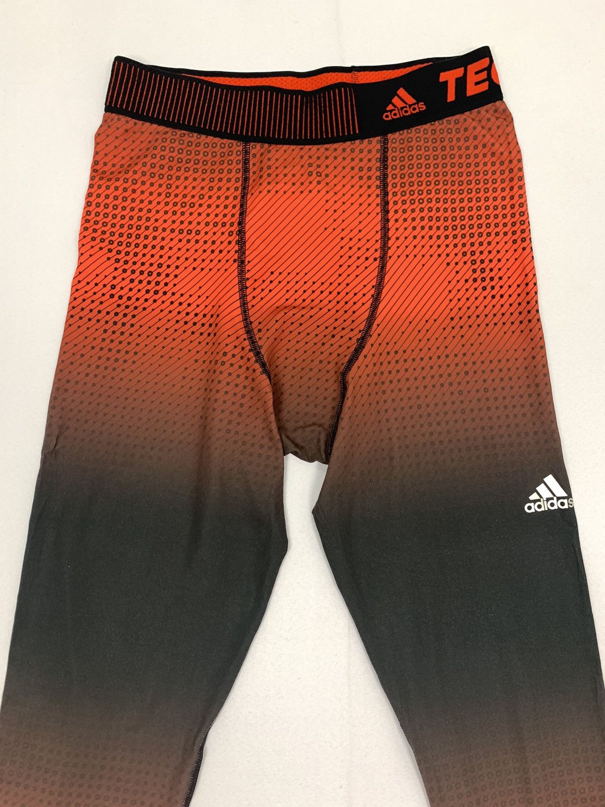 Adidas × Sports Specialties ADIDAS Techfit Two Tone Slimfit Training Thigh Legging Pant Size 29" - 3 Thumbnail