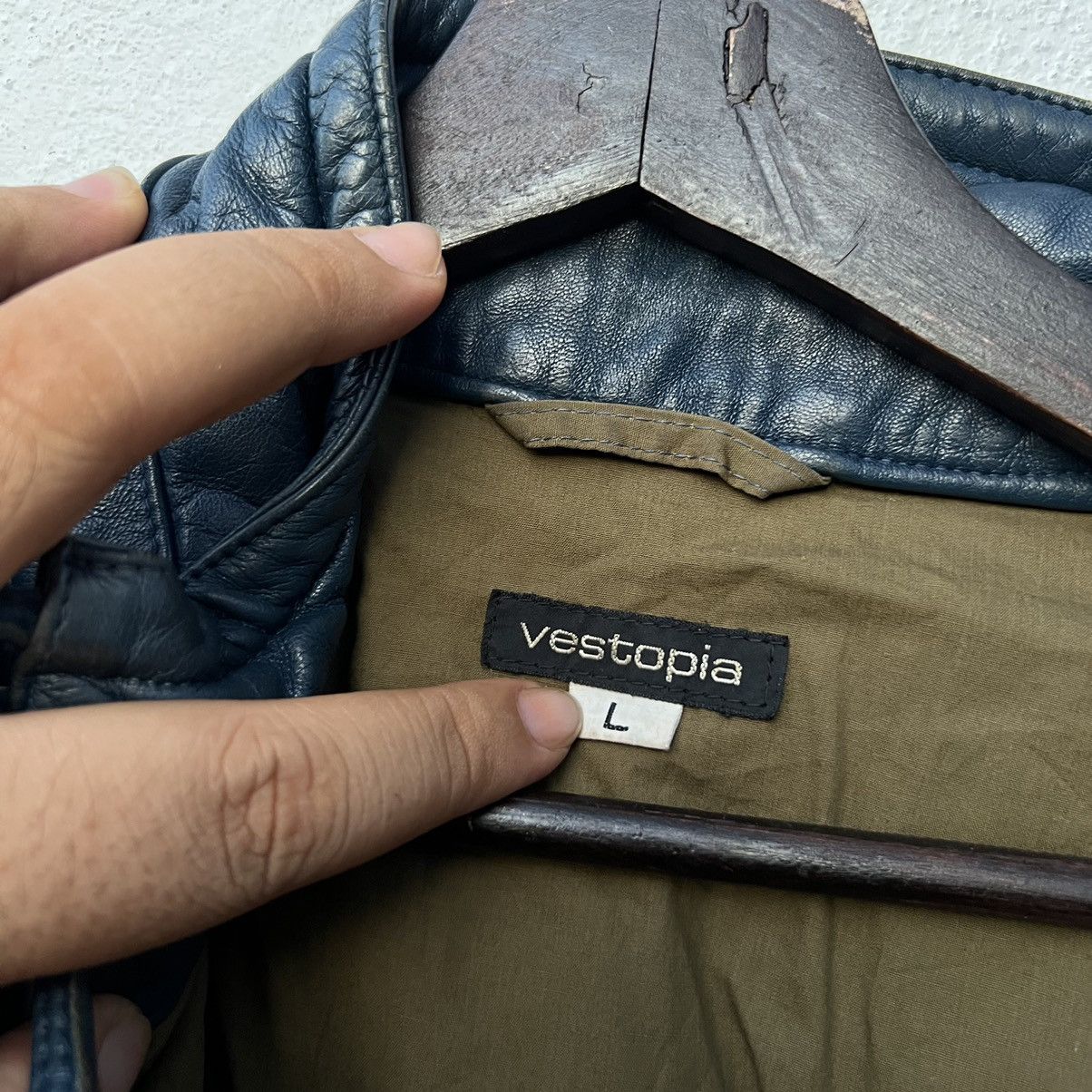 Japanese Brand PUFFER LEATHER JACKET RIDER BIKER PARACHUTE STYLE VESTOPIA Size US L / EU 52-54 / 3 - 17 Thumbnail