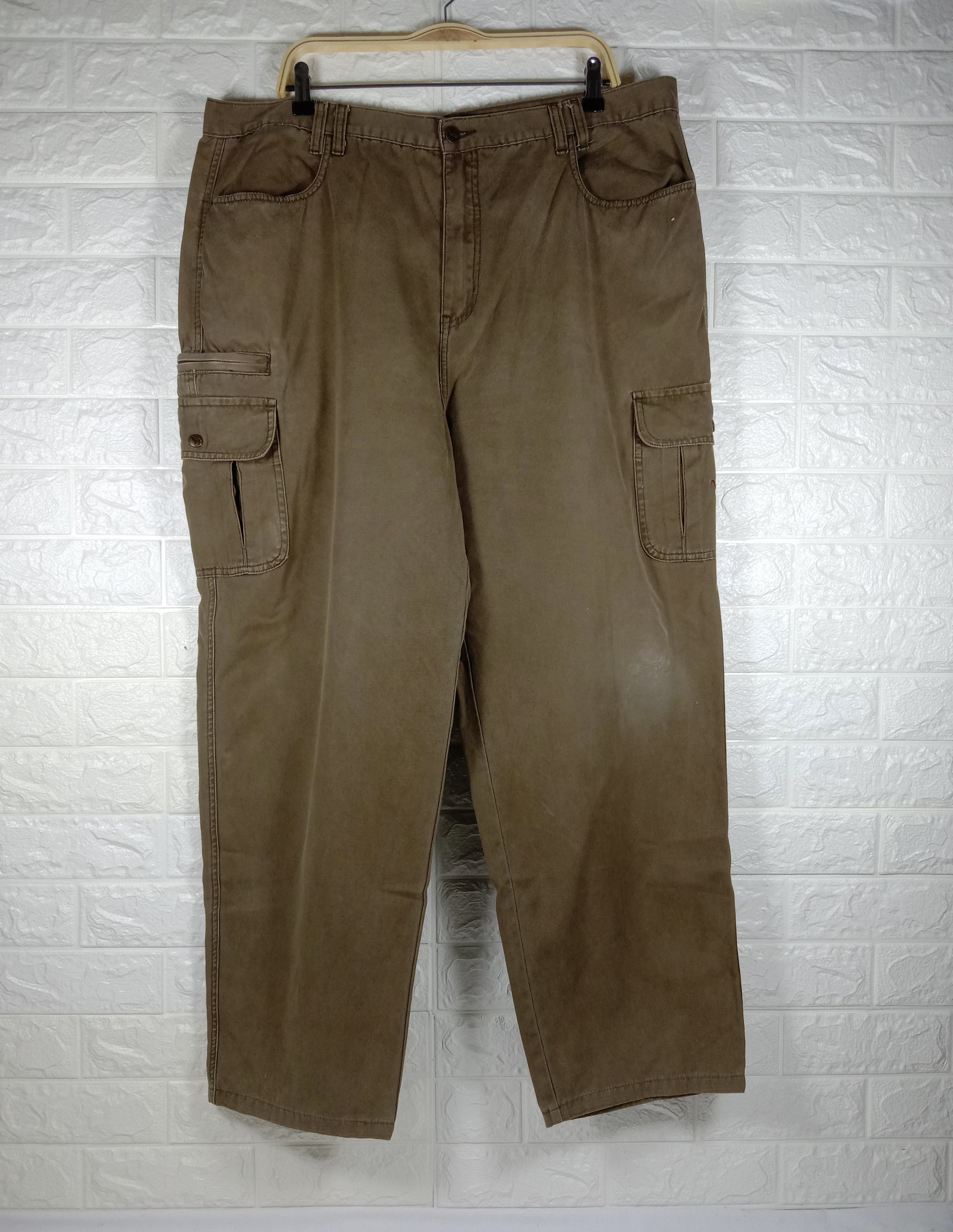 image of 90's Camel Multipocket Cargo Pants in Brown, Men's (Size 42)
