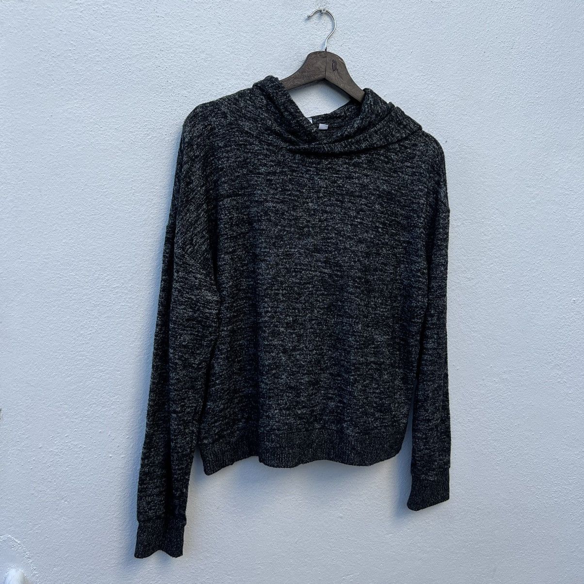 Gap VINTAGE GAP HOODIE GENTLY USED Size US S / EU 44-46 / 1 - 4 Thumbnail