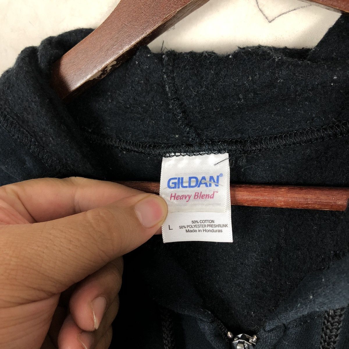 Gildan VINTAGE HOODIE GILDAN BEATING ON YOUR HEART Size US L / EU 52-54 / 3 - 5 Thumbnail