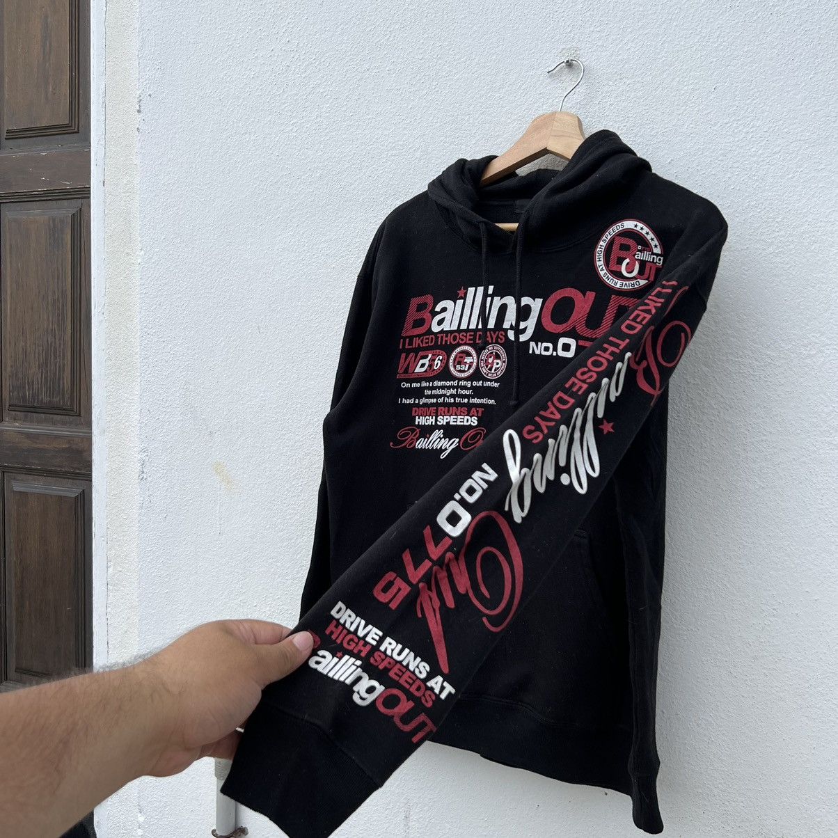 Japanese Brand BAILLING OUT BIG LOGO HOODIE STREET FASHION DESIGN Size US L / EU 52-54 / 3 - 4 Thumbnail