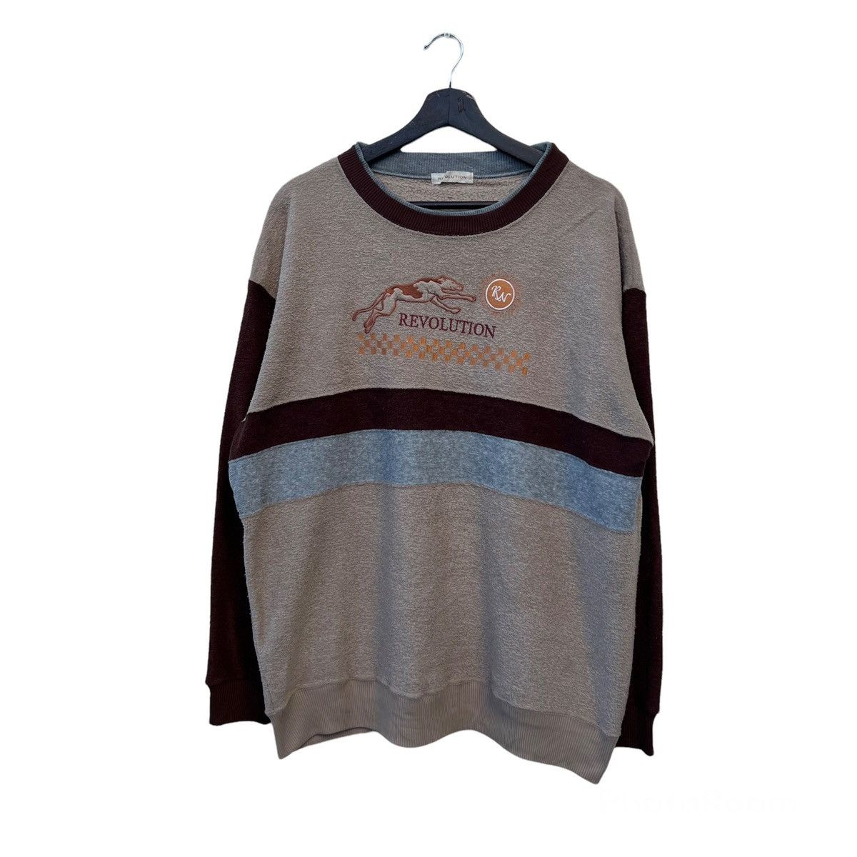 Japanese Brand VINTAGE REVOLUTION SWEATSHIRT BIG LOGO JAPAN Size US M / EU 48-50 / 2 - 1 Thumbnail