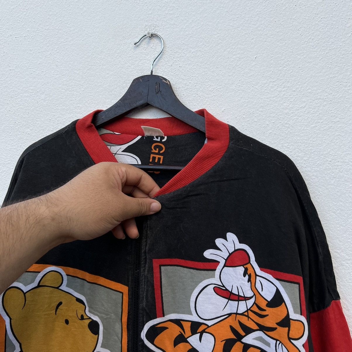 Cartoon Network WINNIE THE POOH REVERSIBLE BOMBER JACKET OVER PRINT BIG LOGO Size US L / EU 52-54 / 3 - 6 Thumbnail