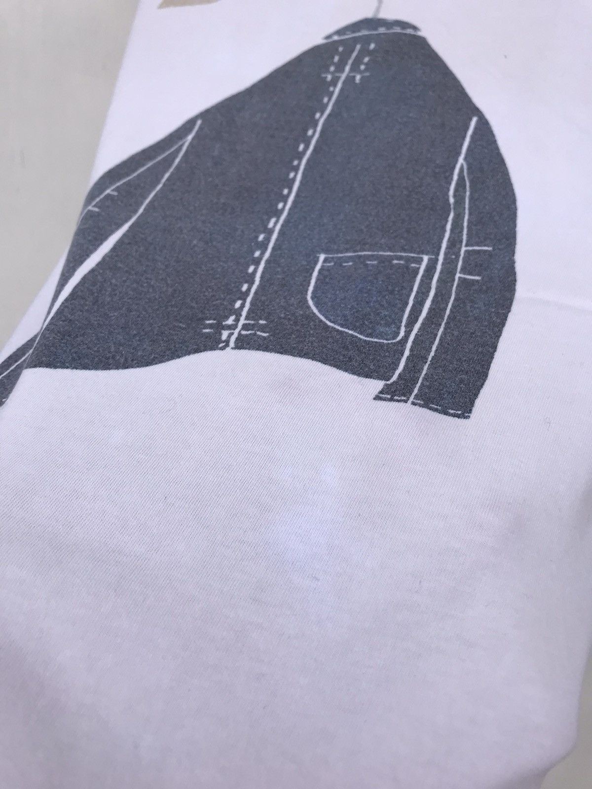 KATO Kato X Airu Designer Tees Size US XL / EU 56 / 4 - 7 Thumbnail