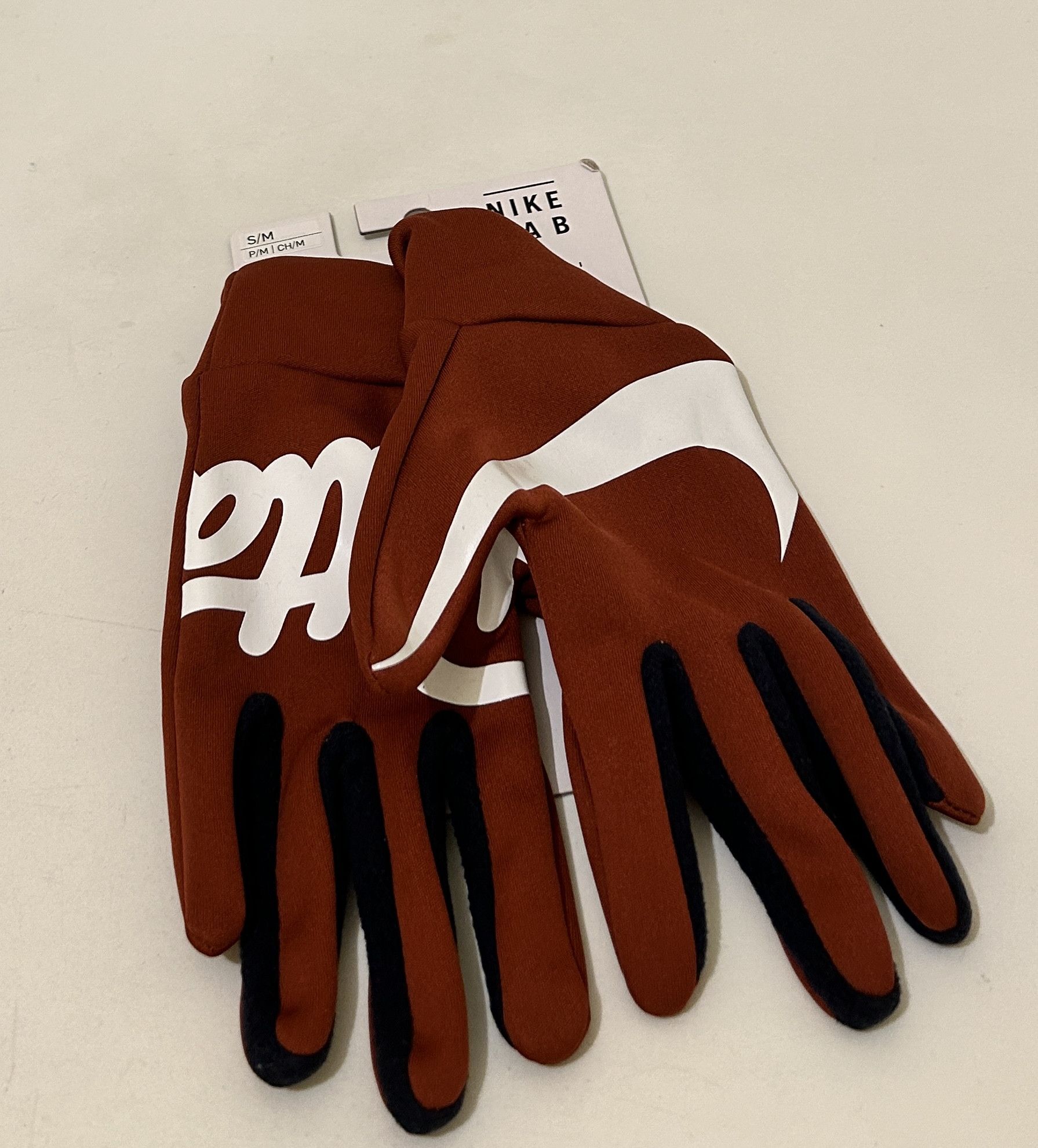 Nike x best sale patta gloves