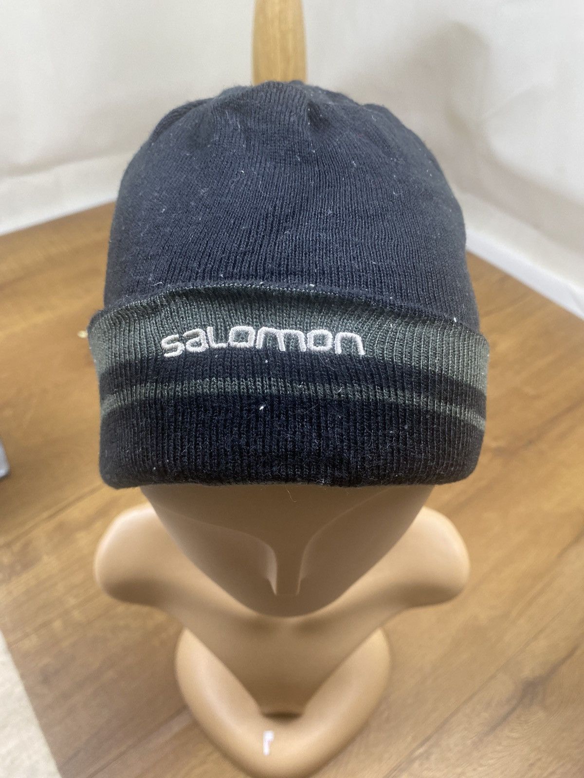 Salomon Salomon Small Logo Beanie Snowcap Winter Hat Size ONE SIZE - 2 Thumbnail
