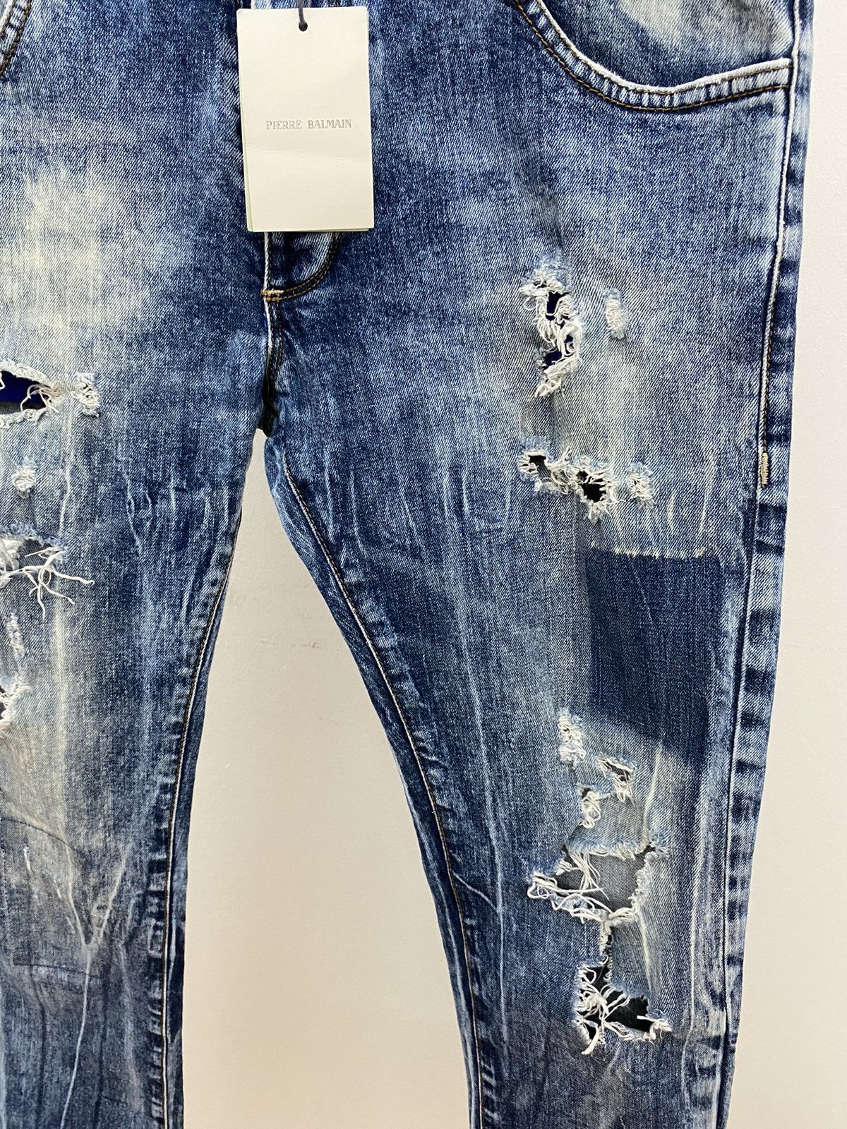 Balmain × Pierre Balmain BALMAIN Pret-a-Porte Destroyed Jeans Size US 34 / EU 50 - 10 Thumbnail
