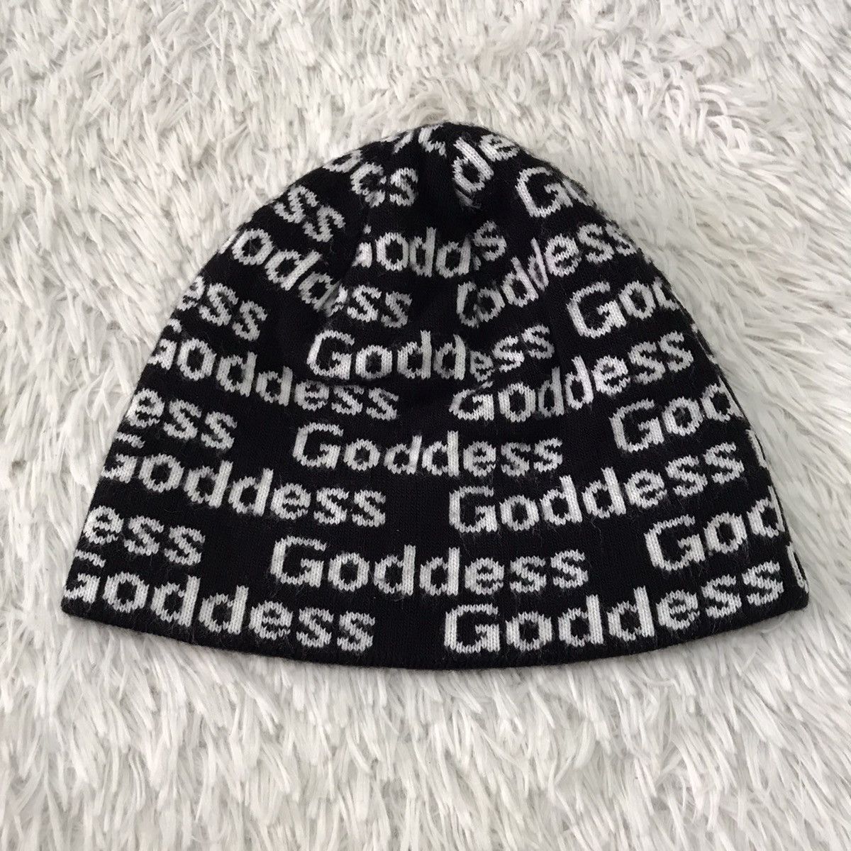 Other Goddess beanie Size ONE SIZE - 2 Thumbnail