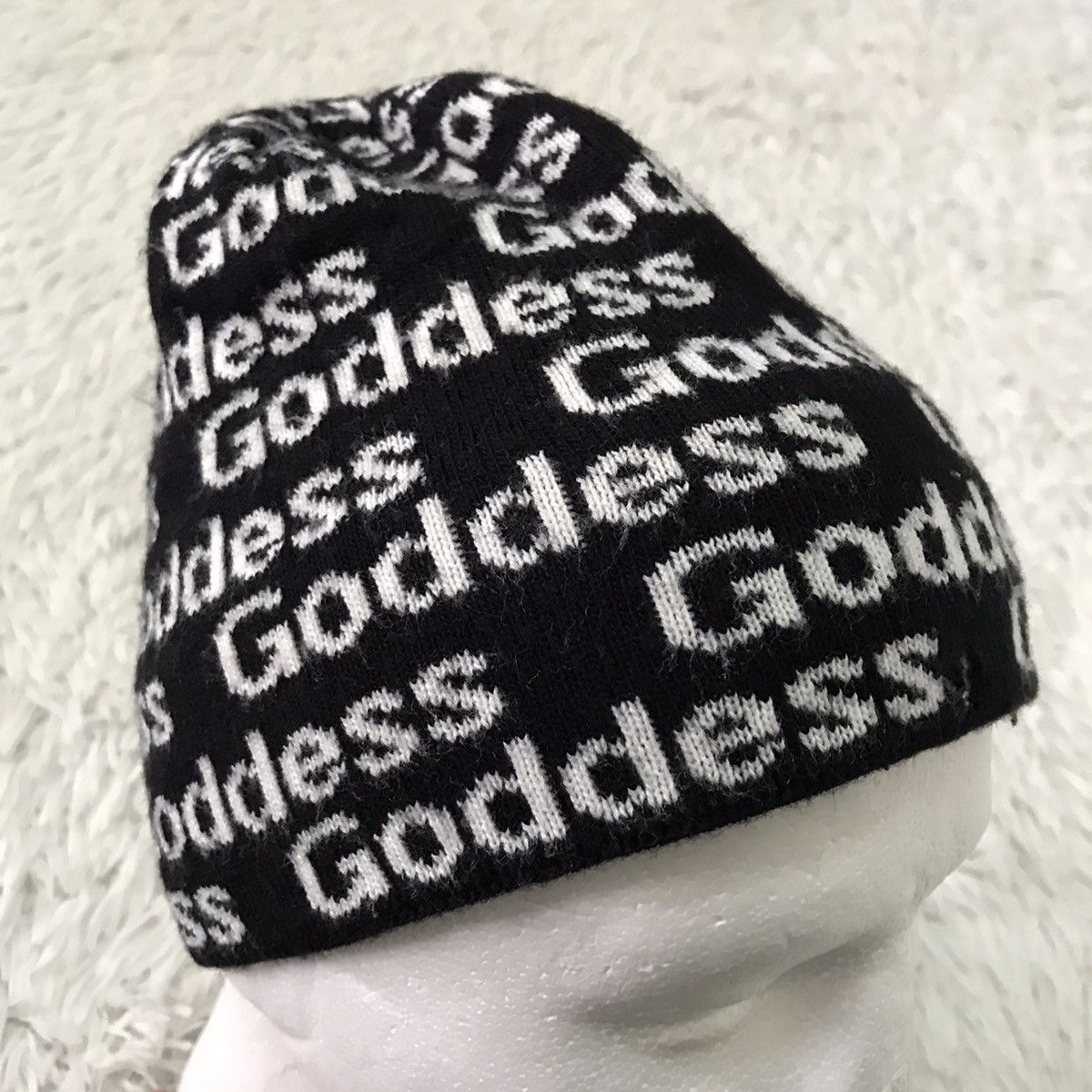 Other Goddess beanie Size ONE SIZE - 8 Thumbnail