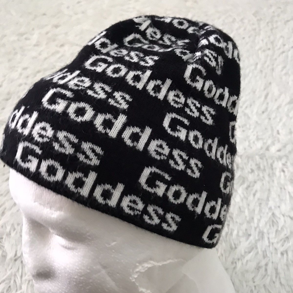 Other Goddess beanie Size ONE SIZE - 9 Thumbnail