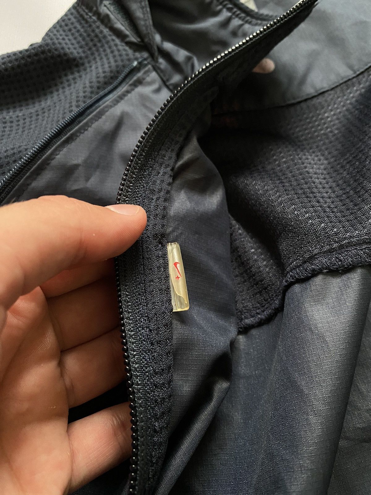 Nike × Vintage Vintage Nike Vest Light Nylon Center Swoosh Y2K Drill Size US XL / EU 56 / 4 - 9 Thumbnail