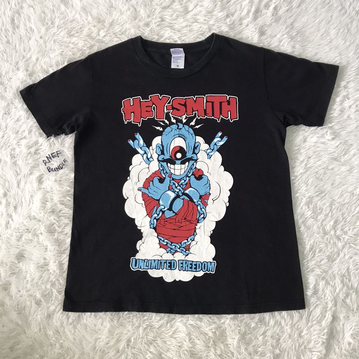 Band Tees Hey Smith Limited Freedom Tour 2011 tshirt Size US M / EU 48-50 / 2 - 14 Thumbnail