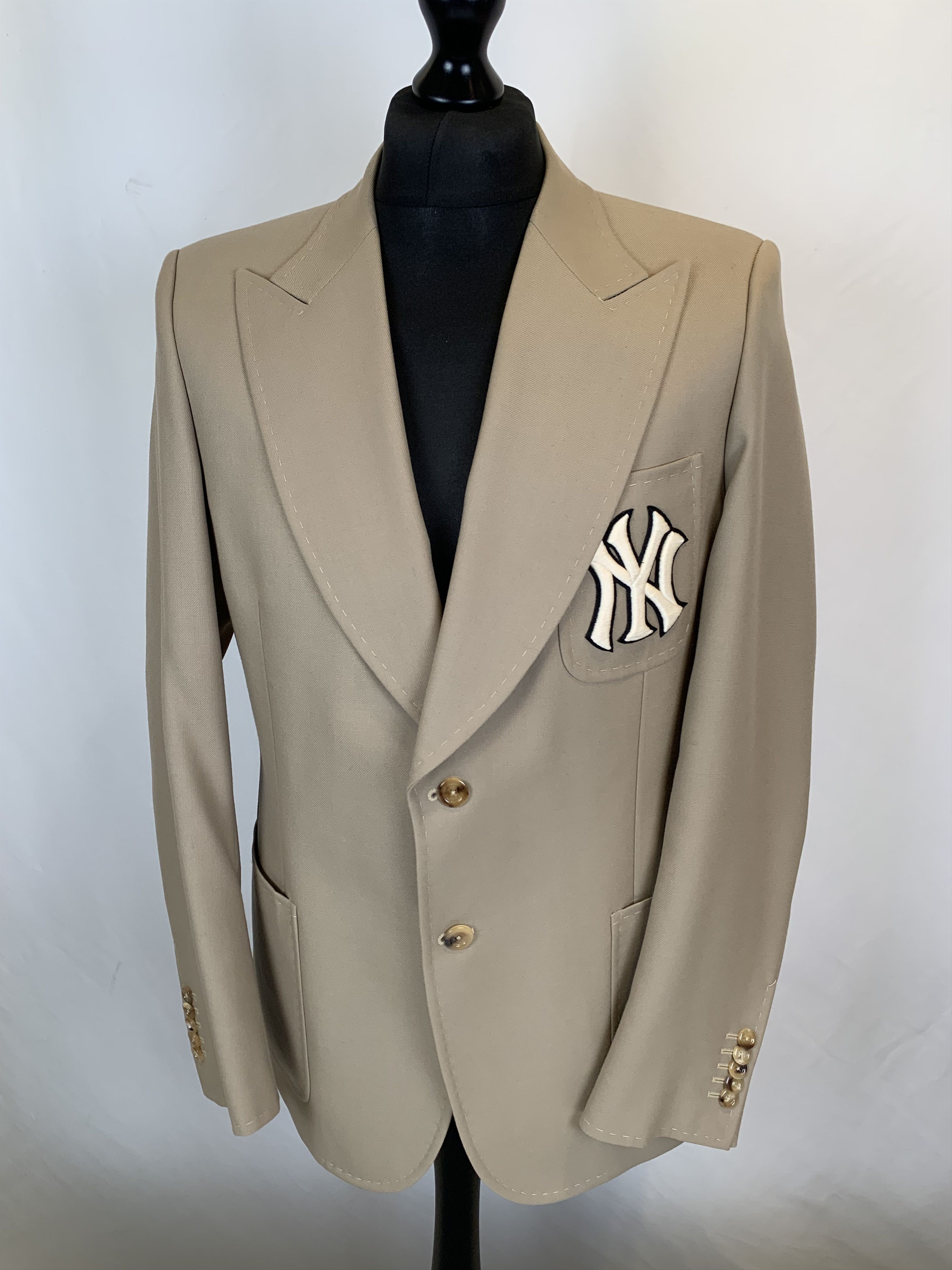 Gucci x NY Yankees Lightweight Beige Blazer