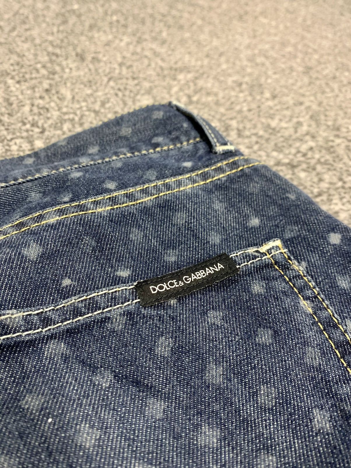 Dolce & Gabbana Dolce Gabbana vintage denim pants print bleach Size US 32 / EU 48 - 2 Thumbnail