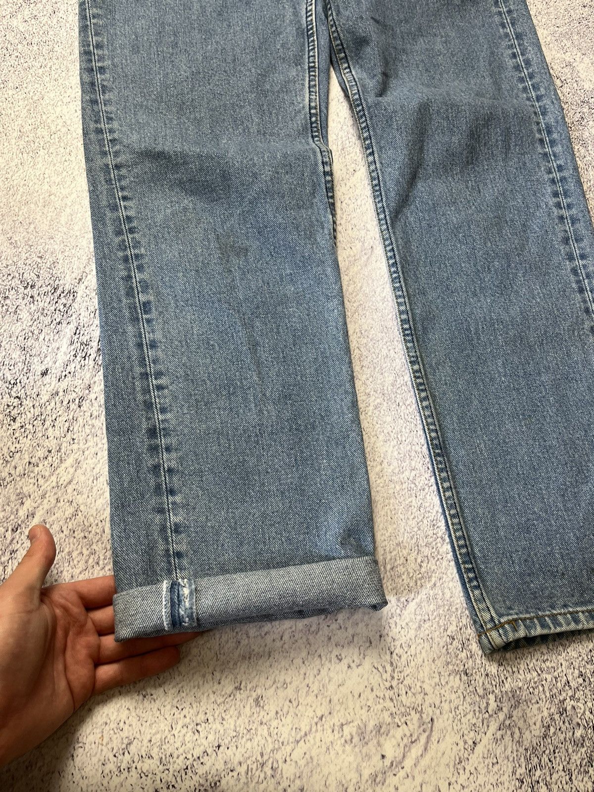 Jean Vintage Levis 501 90s made in usa sunfaded distressed blue Size US 32 / EU 48 - 13 Thumbnail