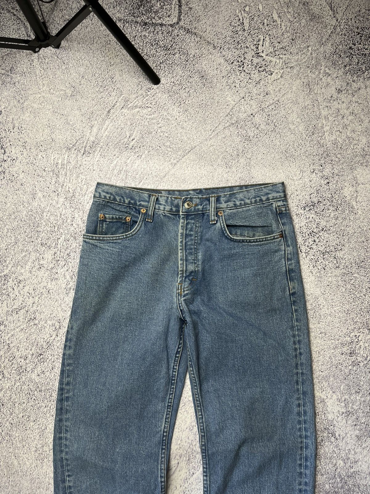 Jean Vintage Levis 501 90s made in usa sunfaded distressed blue Size US 32 / EU 48 - 3 Thumbnail