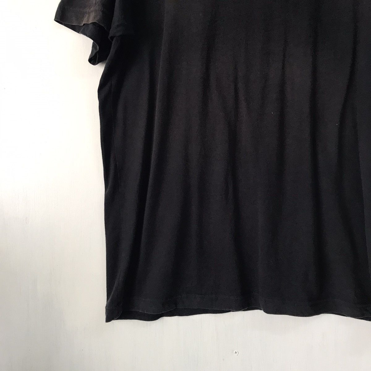 Anime Curarpikt hunter x hunter tshirt (faded) Size US L / EU 52-54 / 3 - 4 Thumbnail