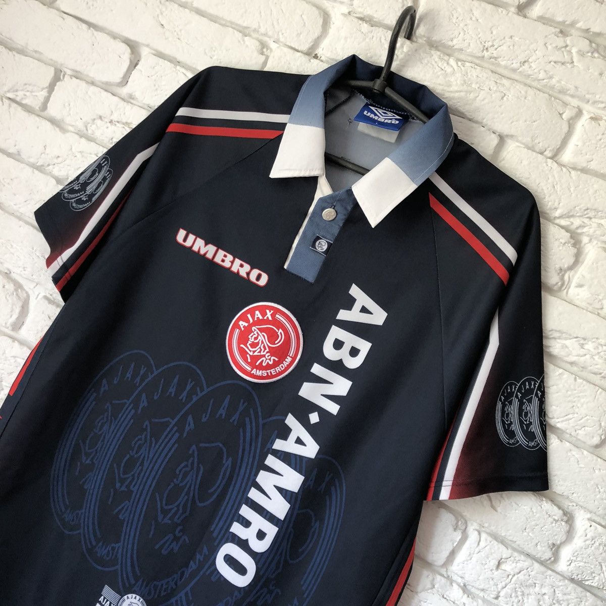 Umbro Rare Ajax vintage 1997 1998 away jersey Size US L / EU 52-54 / 3 - 2 Thumbnail