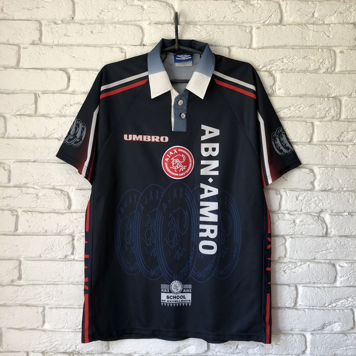 Umbro Rare Ajax vintage 1997 1998 away jersey Size US L / EU 52-54 / 3 - 1 Thumbnail