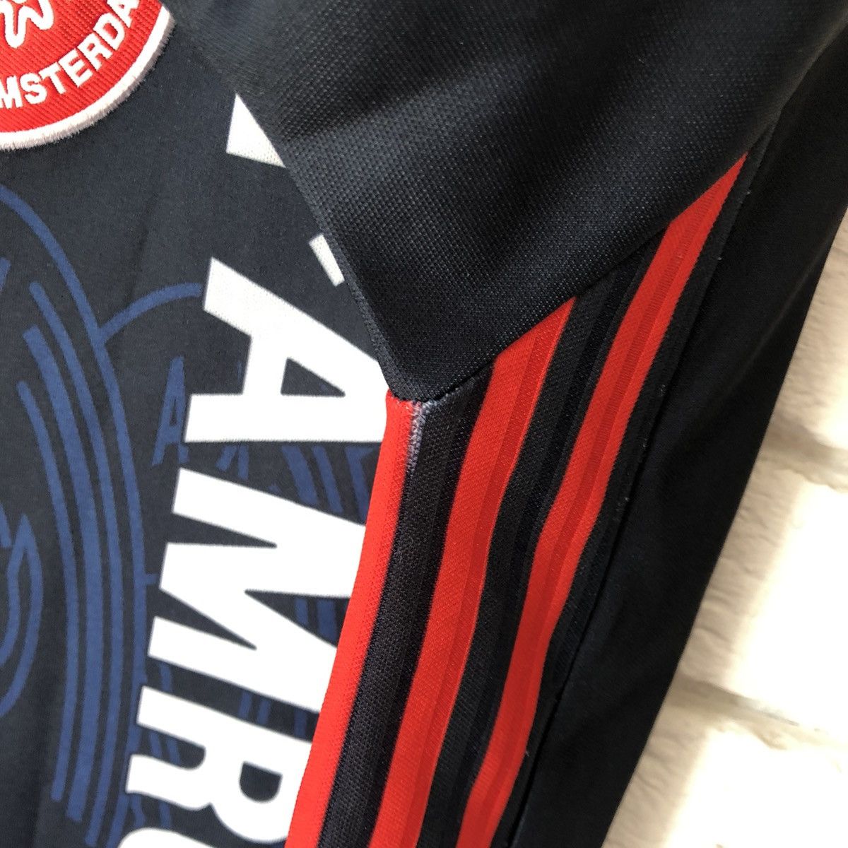Umbro Rare Ajax vintage 1997 1998 away jersey Size US L / EU 52-54 / 3 - 4 Thumbnail