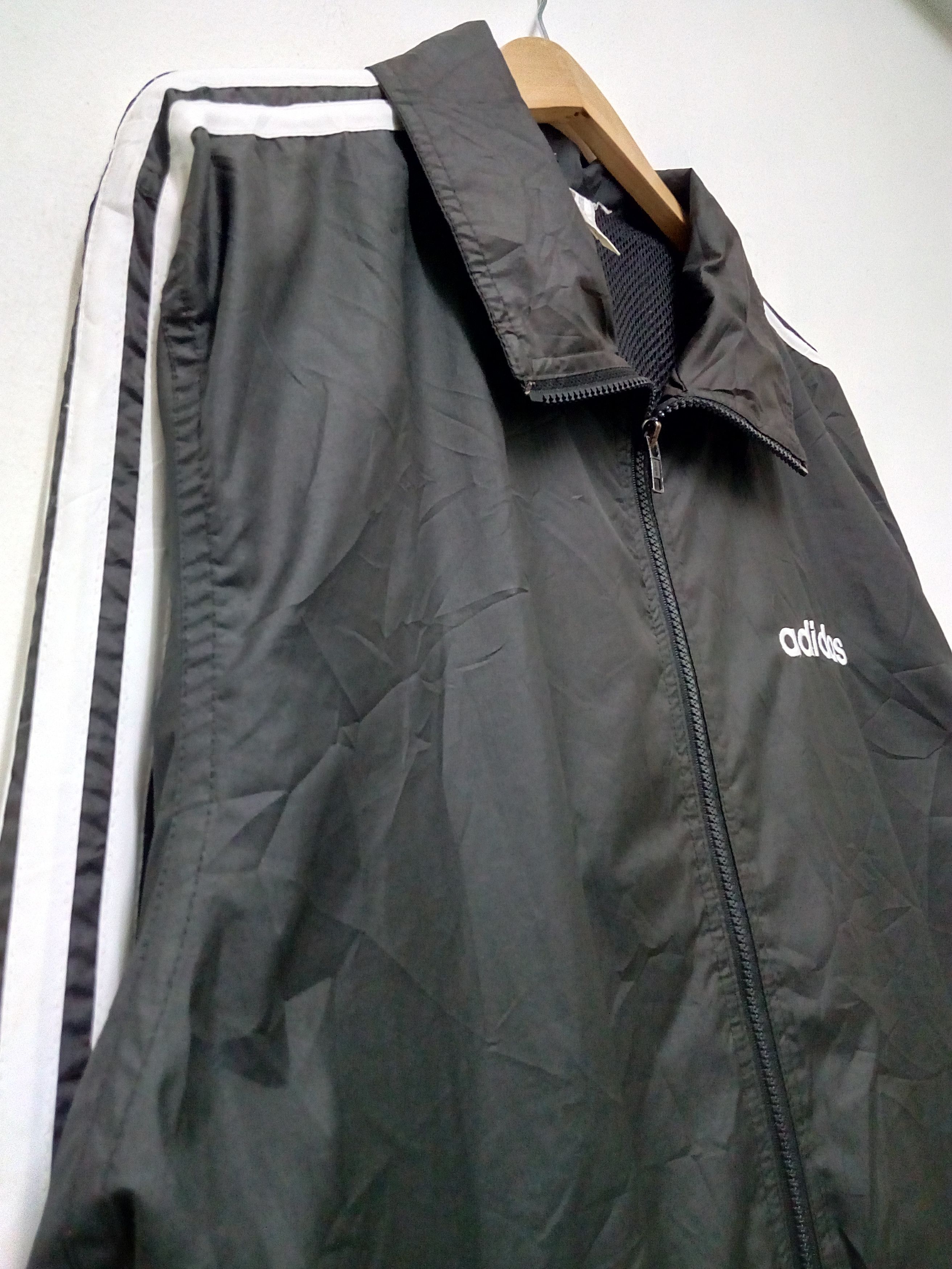 Adidas × Vintage VINTAGE ADIDAS WINDBREAKER JACKET Size US L / EU 52-54 / 3 - 6 Thumbnail