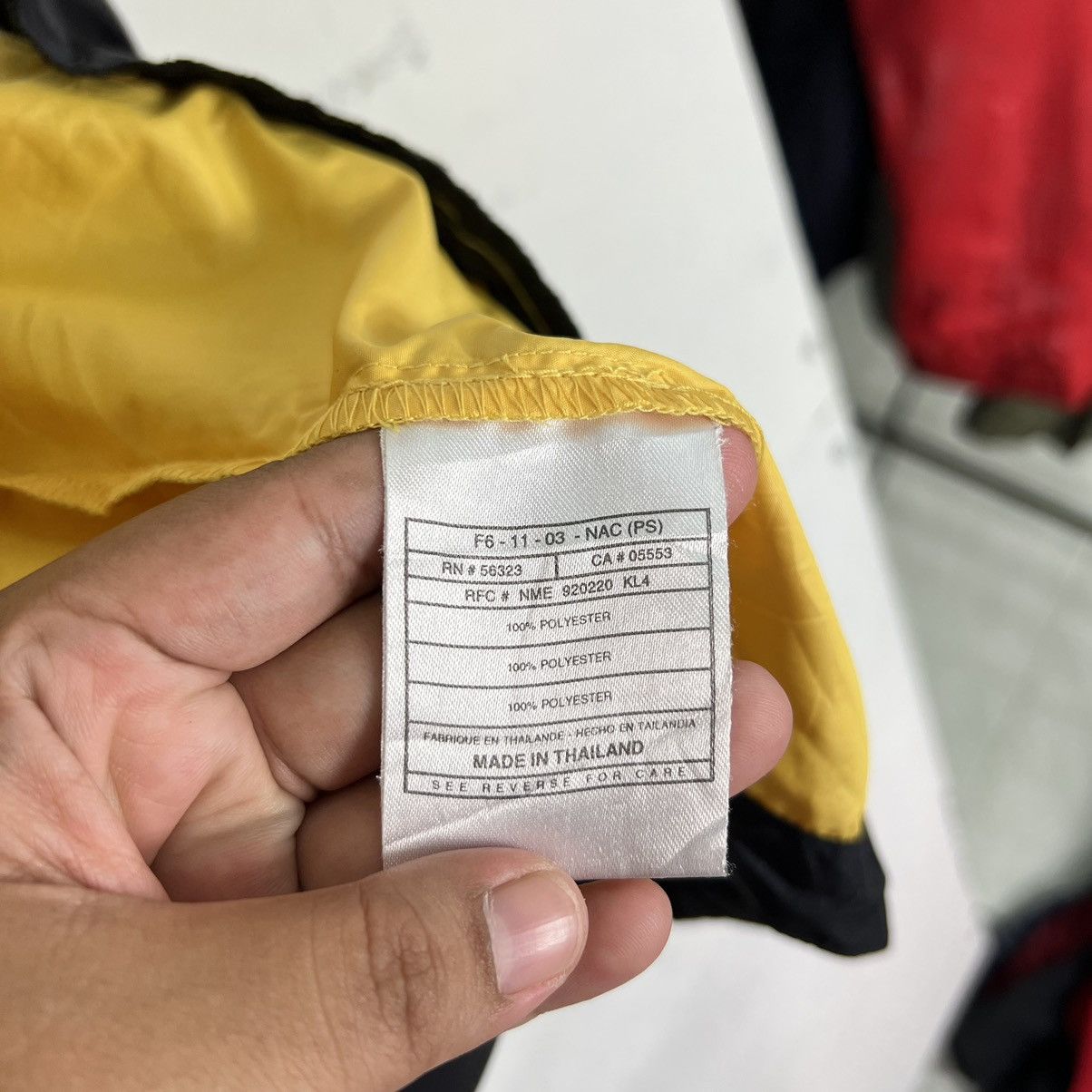 Nike × Vintage 🔥 VINTAGE NIKE YELLOW BLACK LIGHT JACKET Size US L / EU 52-54 / 3 - 12 Thumbnail