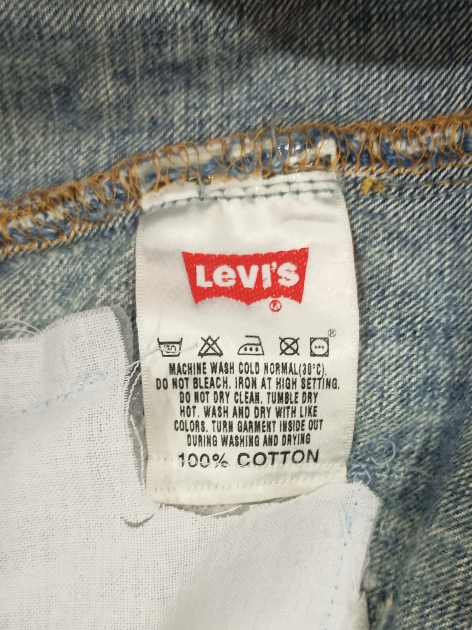 Levi's Vintage Clothing Vintage Levi's 501 Repaired Distressed Jeans Size US 36 / EU 52 - 16 Thumbnail