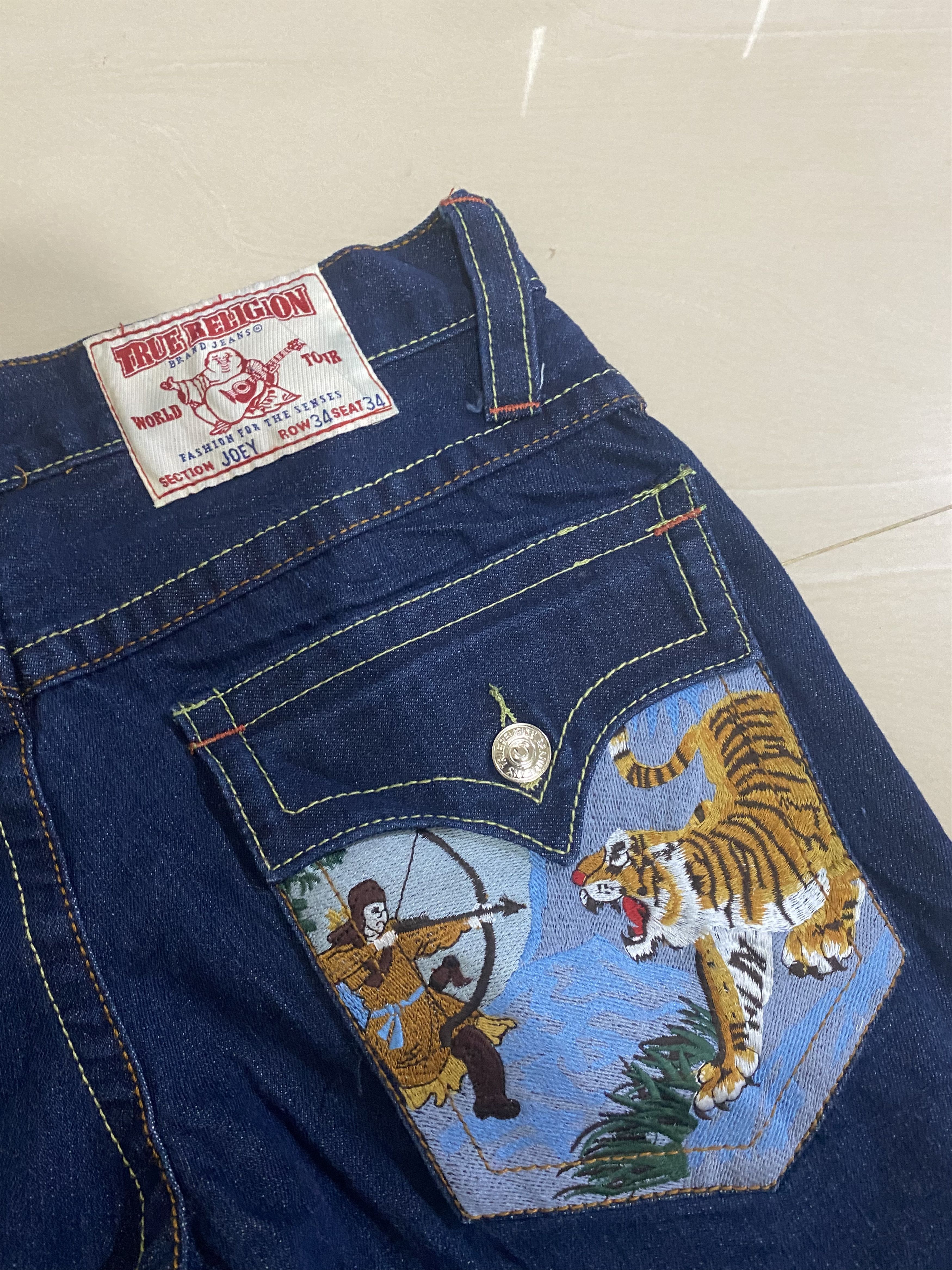 True Religion True Religion Jeans Embroidery Tiger Logo Size US 34 / EU 50 - 2 Thumbnail