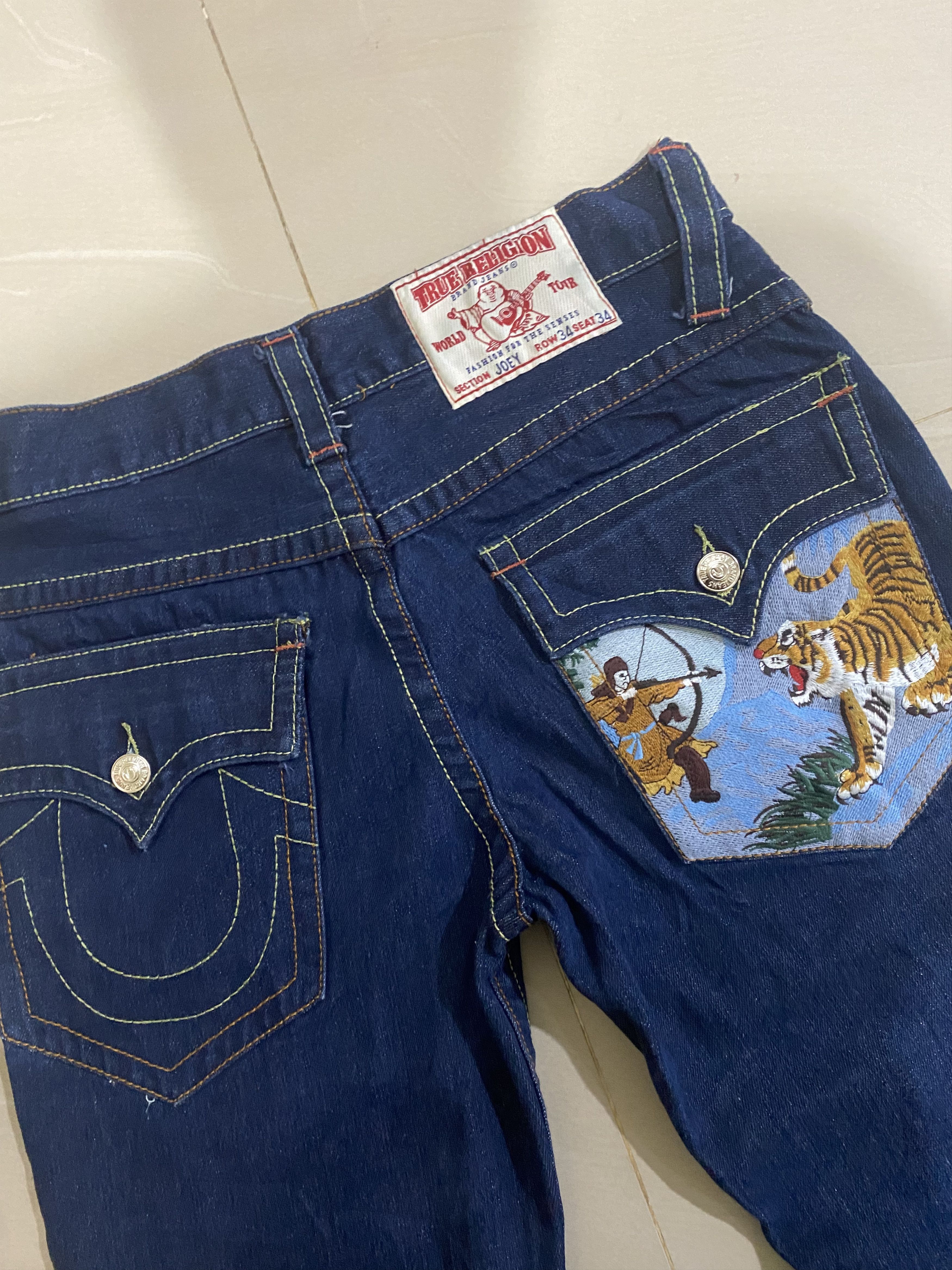 True Religion True Religion Jeans Embroidery Tiger Logo Size US 34 / EU 50 - 3 Thumbnail