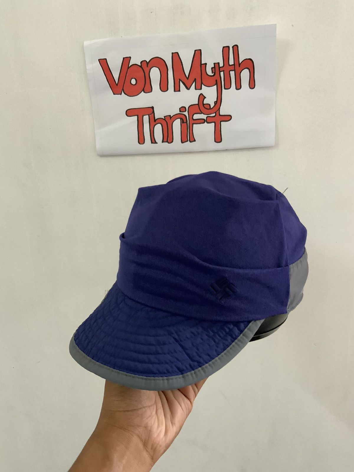 Columbia Vintage Columbia Hat Size ONE SIZE - 1 Thumbnail