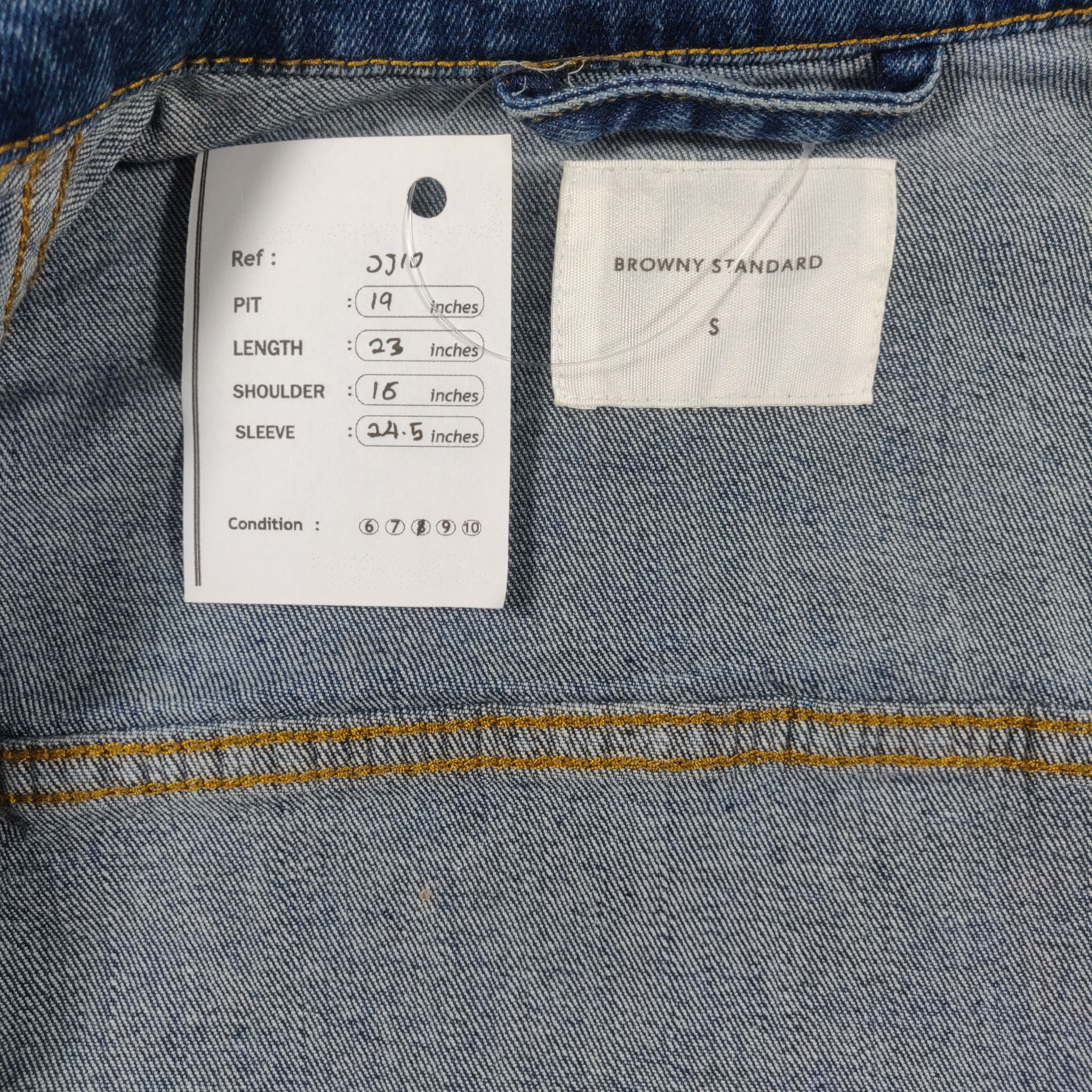 Japanese Brand × Vintage Japanse Brand Denim Trucker Jacket Medium Wash Size US L / EU 52-54 / 3 - 6 Thumbnail