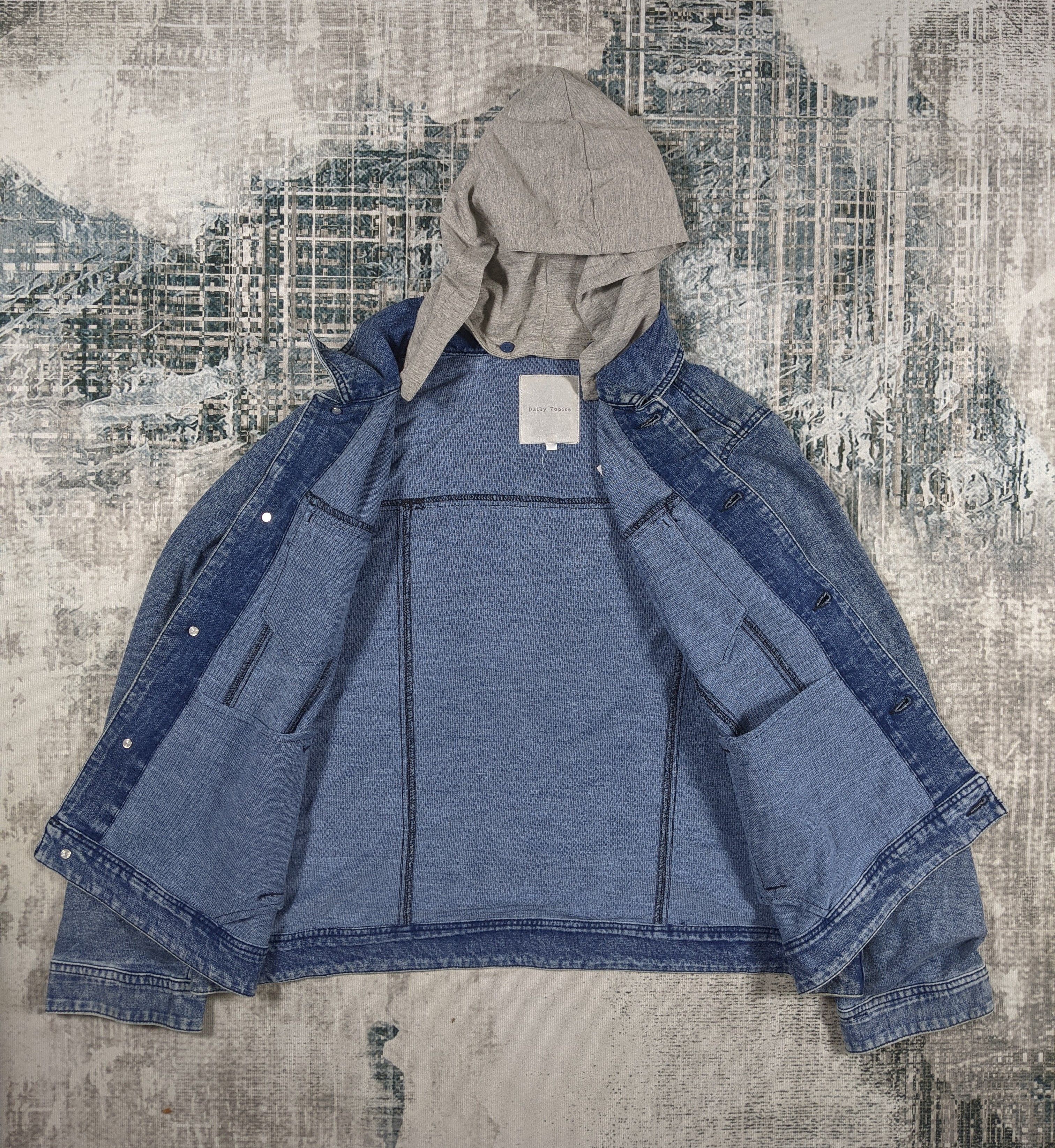 Japanese Brand × Vintage Daily Topics Denim Hoodie Trucker Jacket Size US XL / EU 56 / 4 - 3 Thumbnail