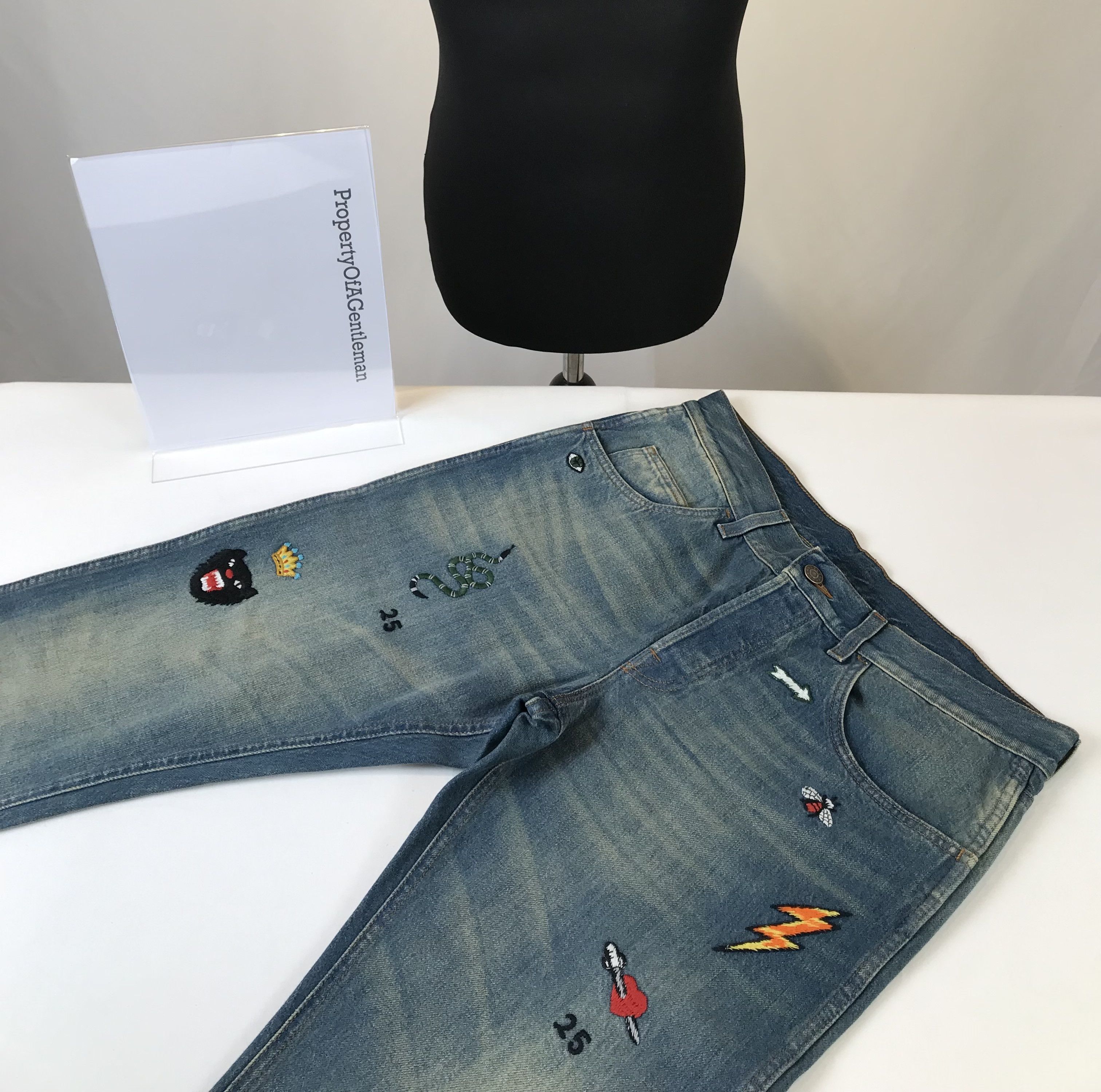 Gucci Blue Jeans With Various Embroidery Badges