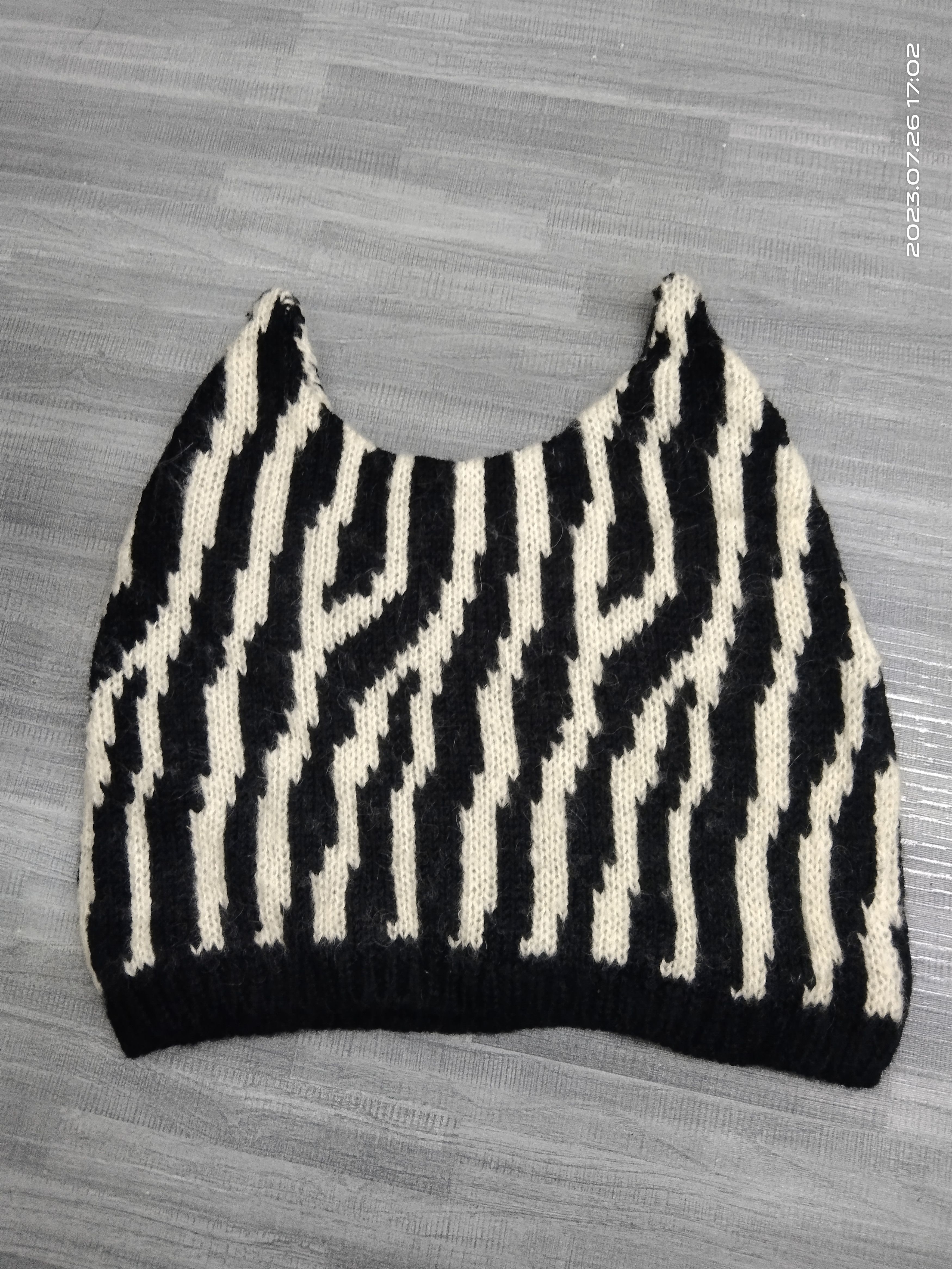 Japanese Brand DEVIL HORN ZEBRA BEANIE HAT Size ONE SIZE - 3 Thumbnail