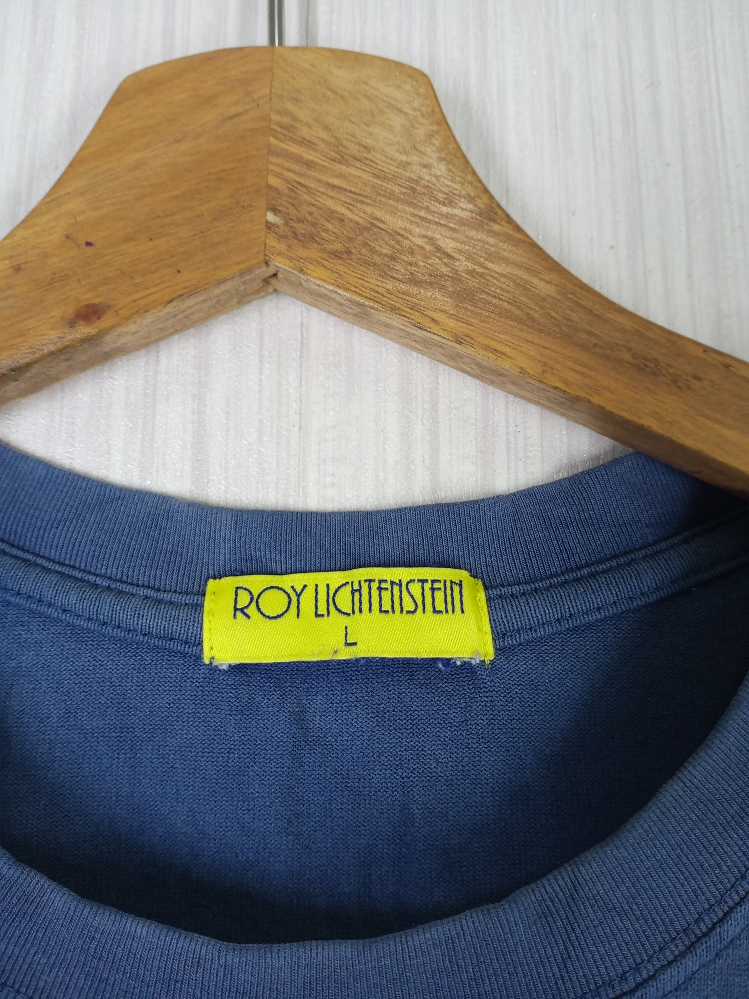 Vintage Rare Vintage Roy Lichtenstein Smoking Gun Tshirt Size US L / EU 52-54 / 3 - 6 Thumbnail