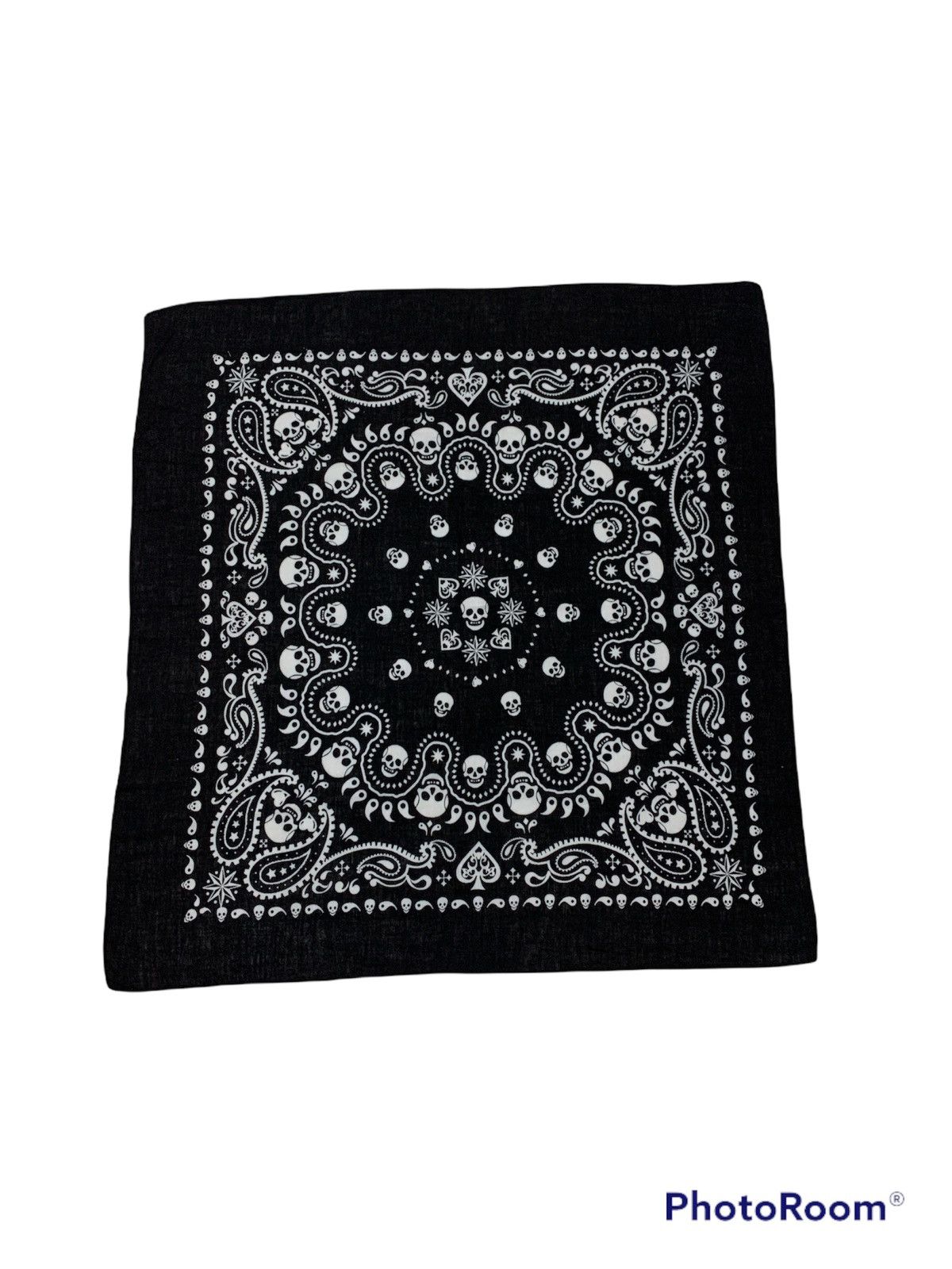 Other SKULLS FULLPRINT BANDANA SCARF RARE Size ONE SIZE - 1 Thumbnail