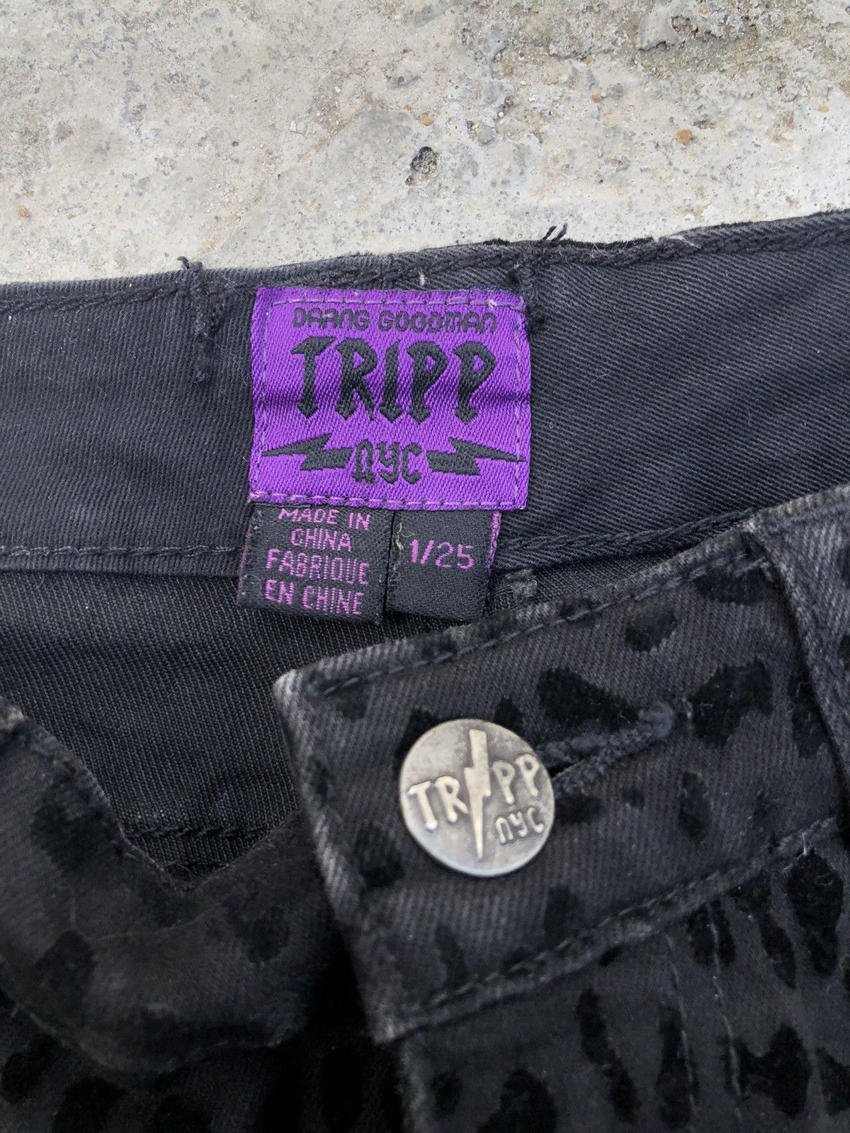 If Six Was Nine Tripp NYC Leopard Skull Black Pants Size US 27 - 7 Thumbnail