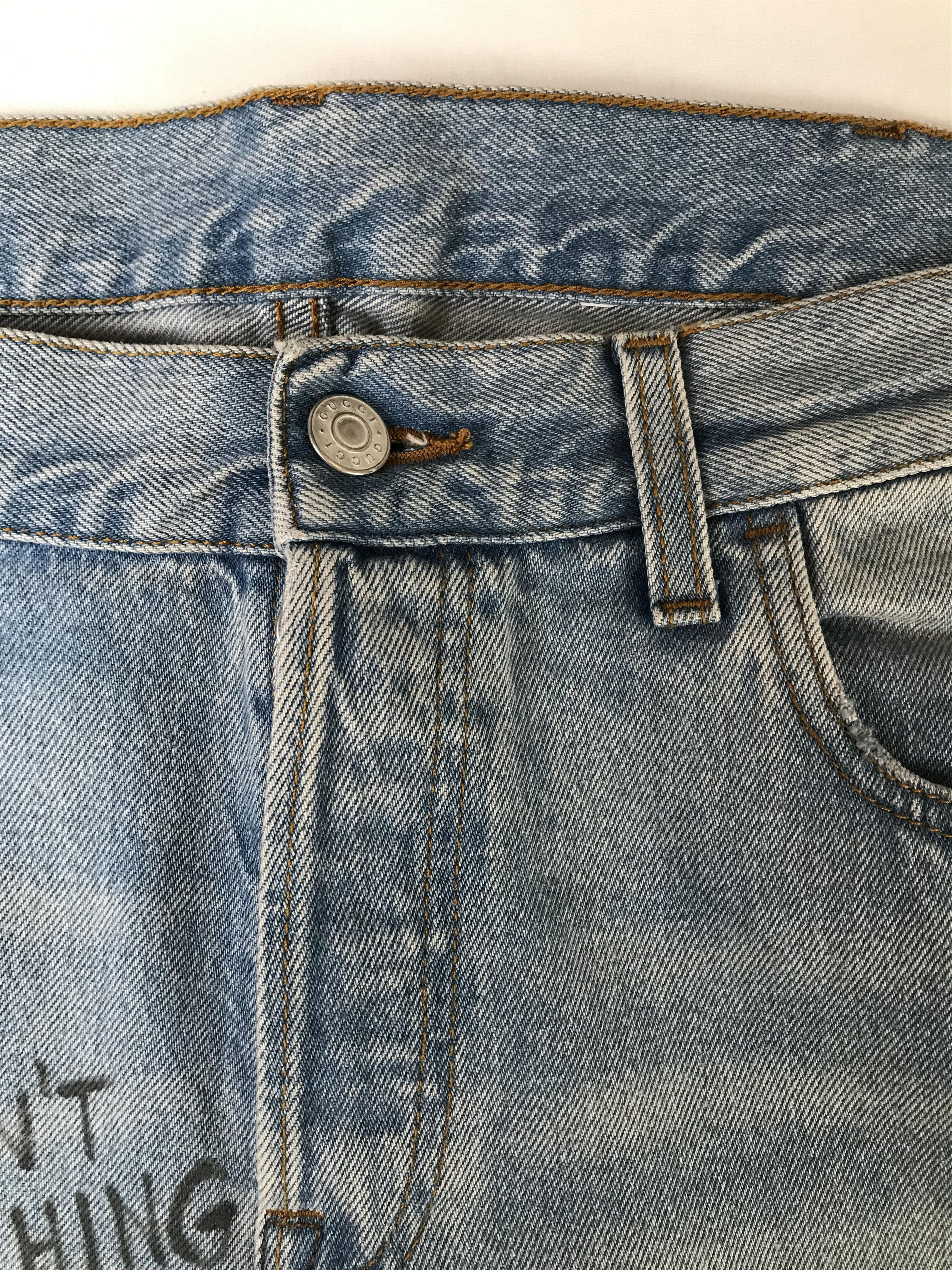 Gucci Gucci Blue Jeans With Handwritten Text Print Size US 33 - 9 Thumbnail