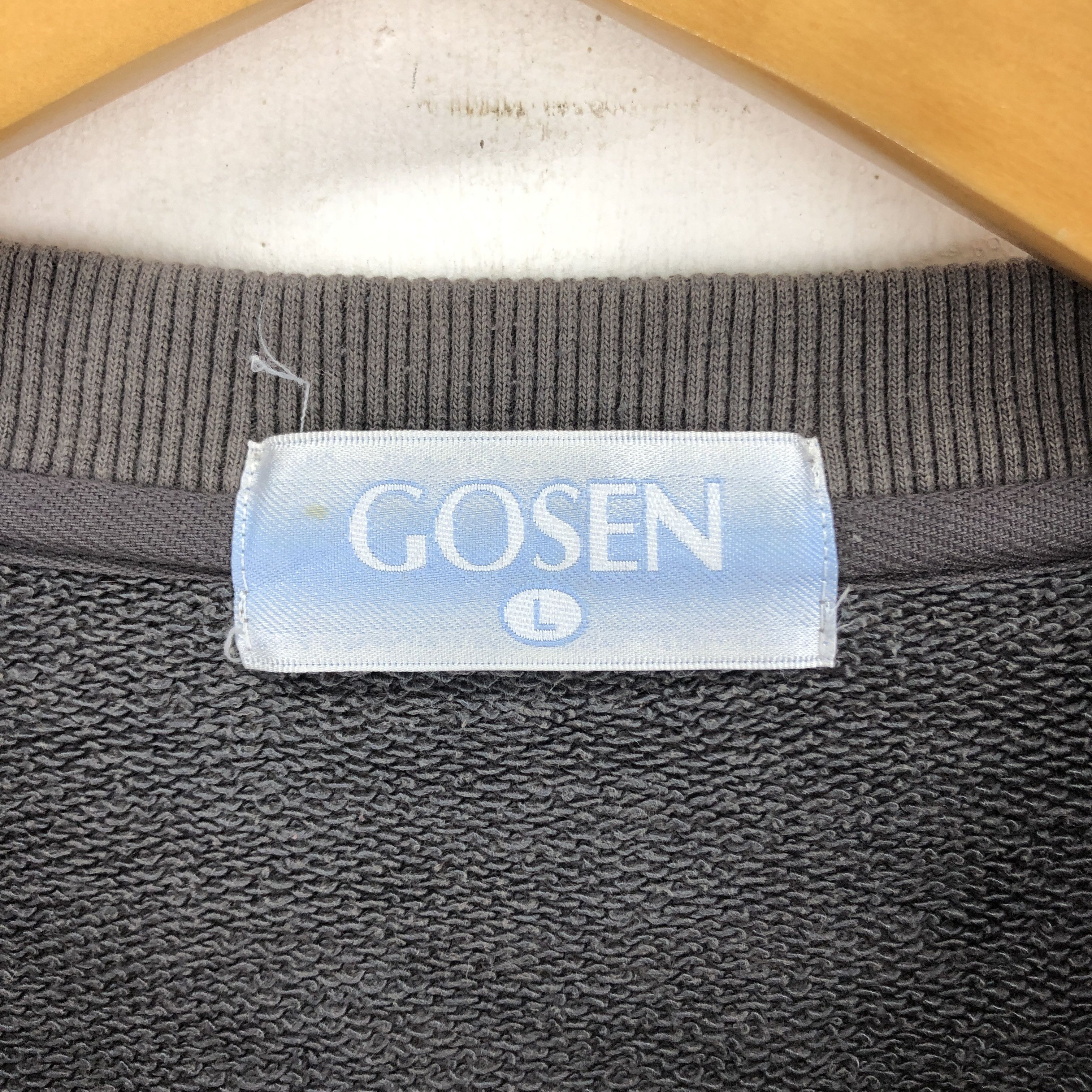 Japanese Brand GOSEN V Neck Faded Sweatshirt #2076-71 Size US L / EU 52-54 / 3 - 4 Thumbnail
