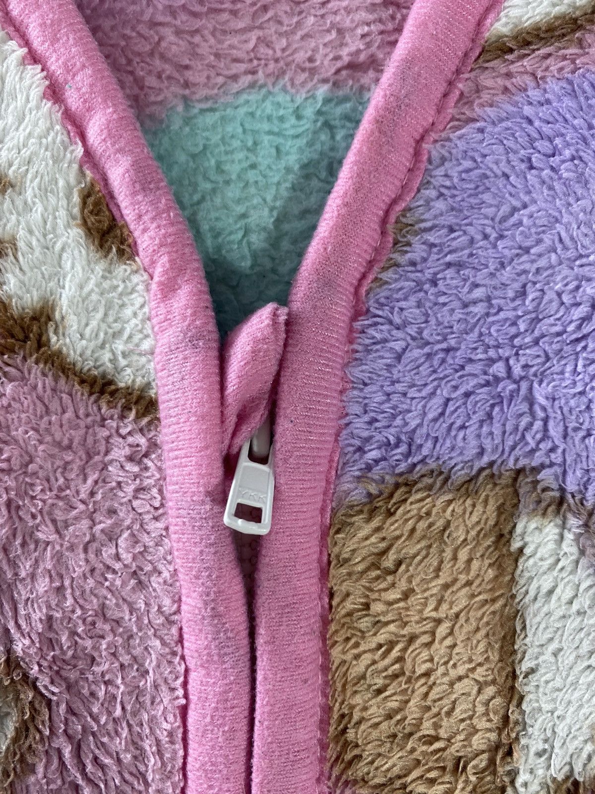 Japanese Brand × Vintage Vintahe Hello Kitty Sleeveless Jacket All Over Fleece Size M Size M / US 6-8 / IT 42-44 - 5 Thumbnail