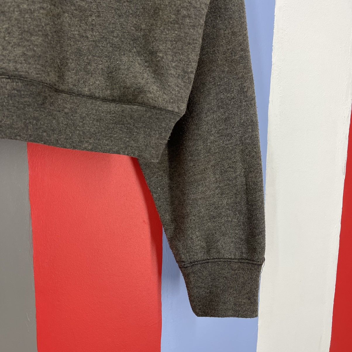 MOUSSY MOUSSY Custom Crop Crew Neck Sweatshirt #1264/AR Size M / US 6-8 / IT 42-44 - 3 Thumbnail