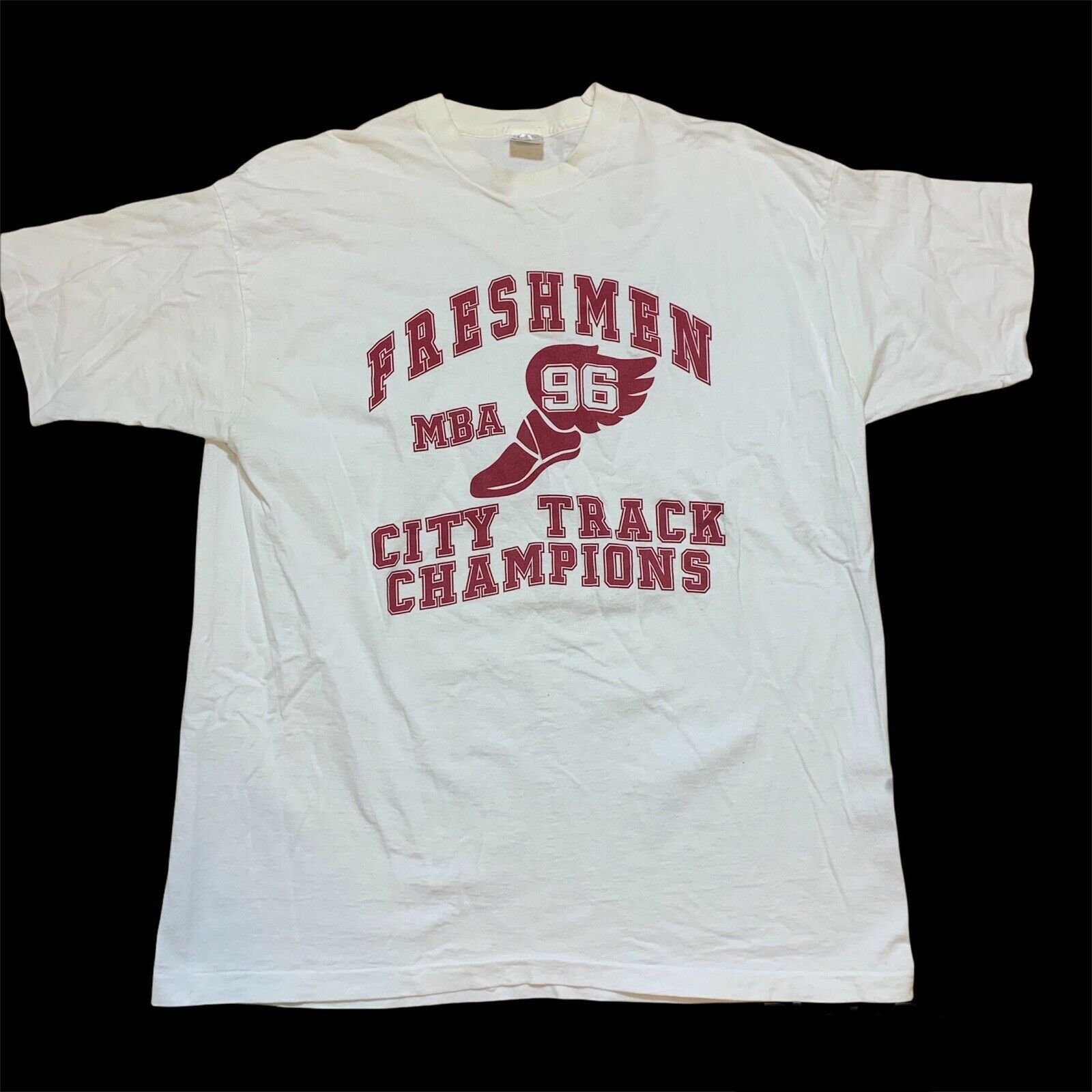 Fruit Of The Loom × Vintage Vintage 90s Freshmen MBA Track USA 1996 White T-Shirt XL/L Size US L / EU 52-54 / 3 - 1 Thumbnail