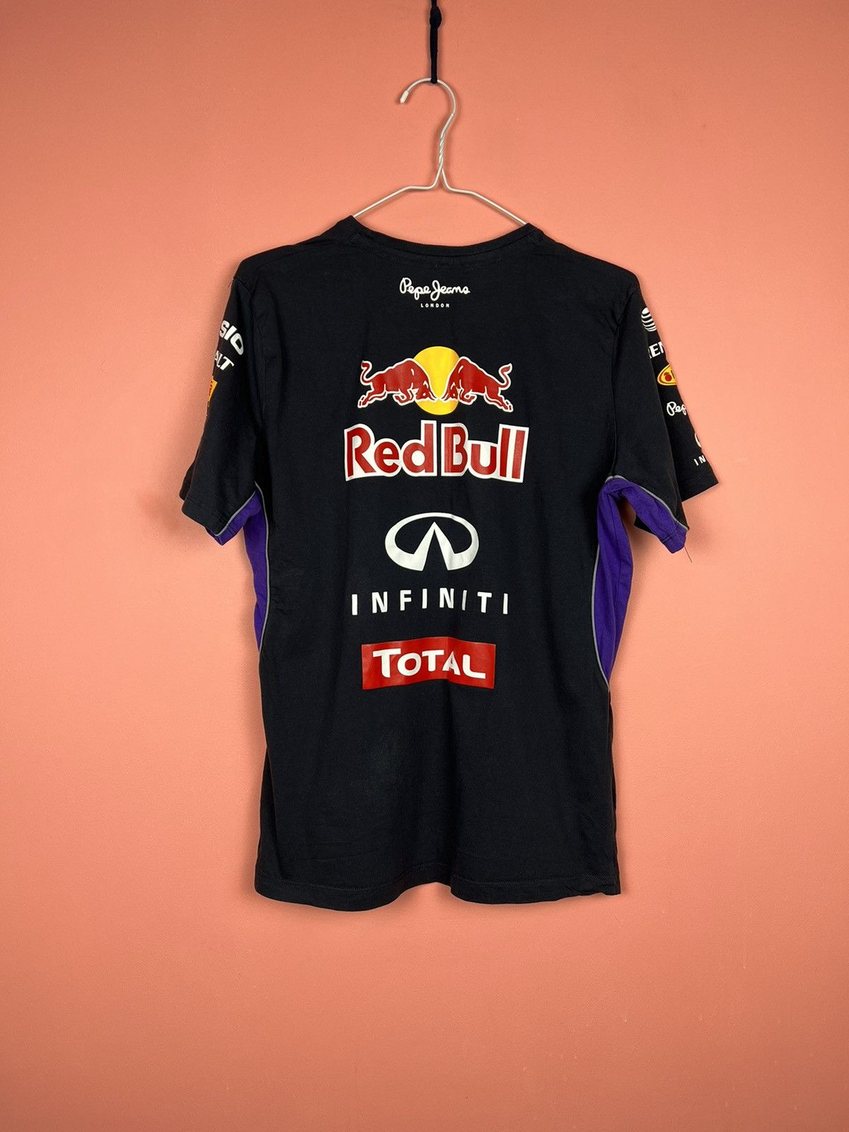 Pepe Jeans × Red Bull Pepe jeans red bull tee shirt hype racing Size US L / EU 52-54 / 3 - 9 Thumbnail