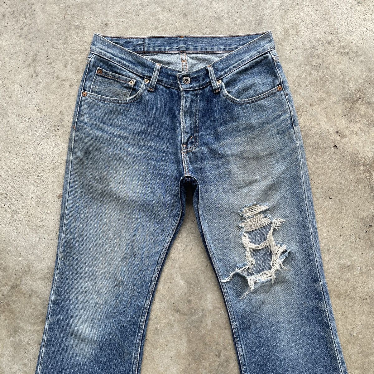 Levi's W30🔥 Vintage Levi’s 557 Faded Denim Jeans Pants Distressed Size US 30 / EU 46 - 3 Thumbnail